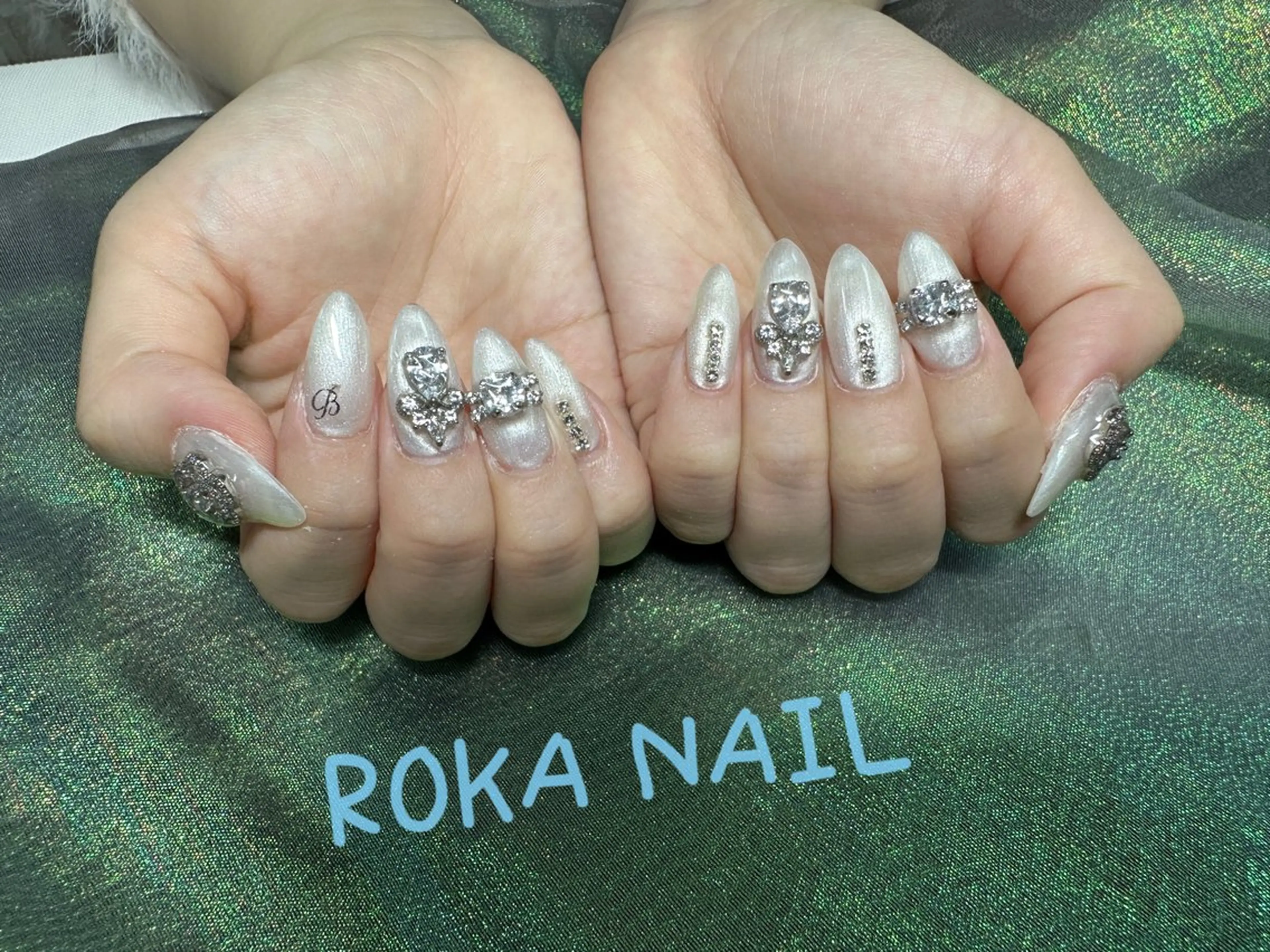 ネイル ハンドネイル 長さだし専門店 ROKANAILのネイルデザイン