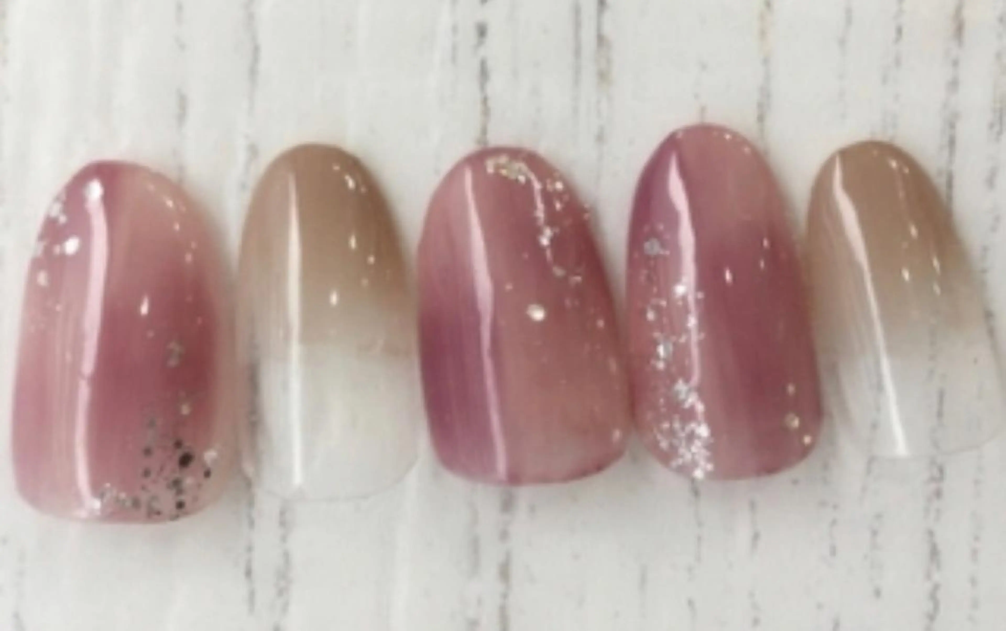 ネイル ハンドネイル ゲン レイカのネイルデザイン