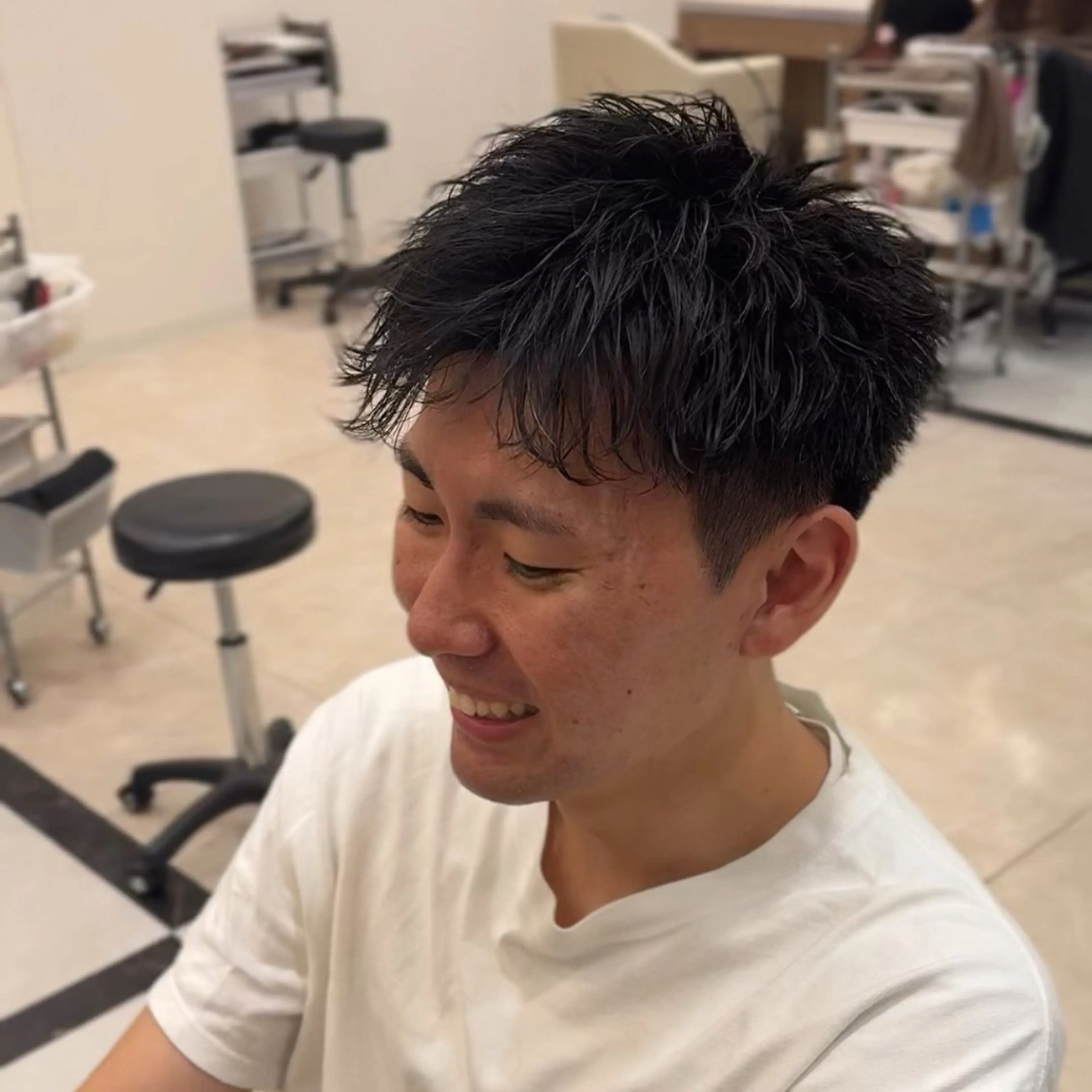 ショート パーマ メンズ カット SALOWIN名古屋Suite店所属・名古屋のメンズ特化 美容師/わたるのヘアスタイル