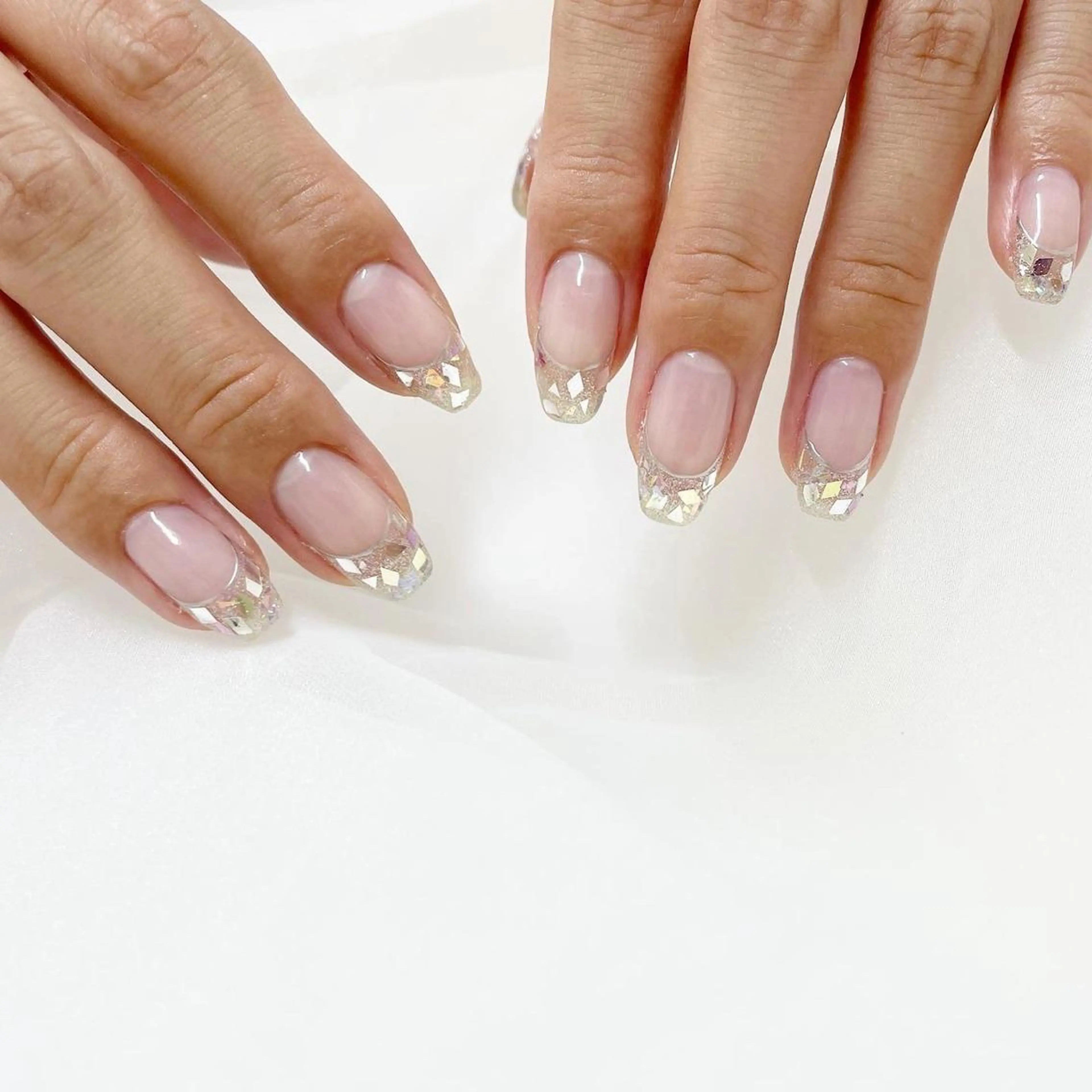 ネイル フレンチネイル ガラスフレンチ nicolenail /emureのネイルデザイン