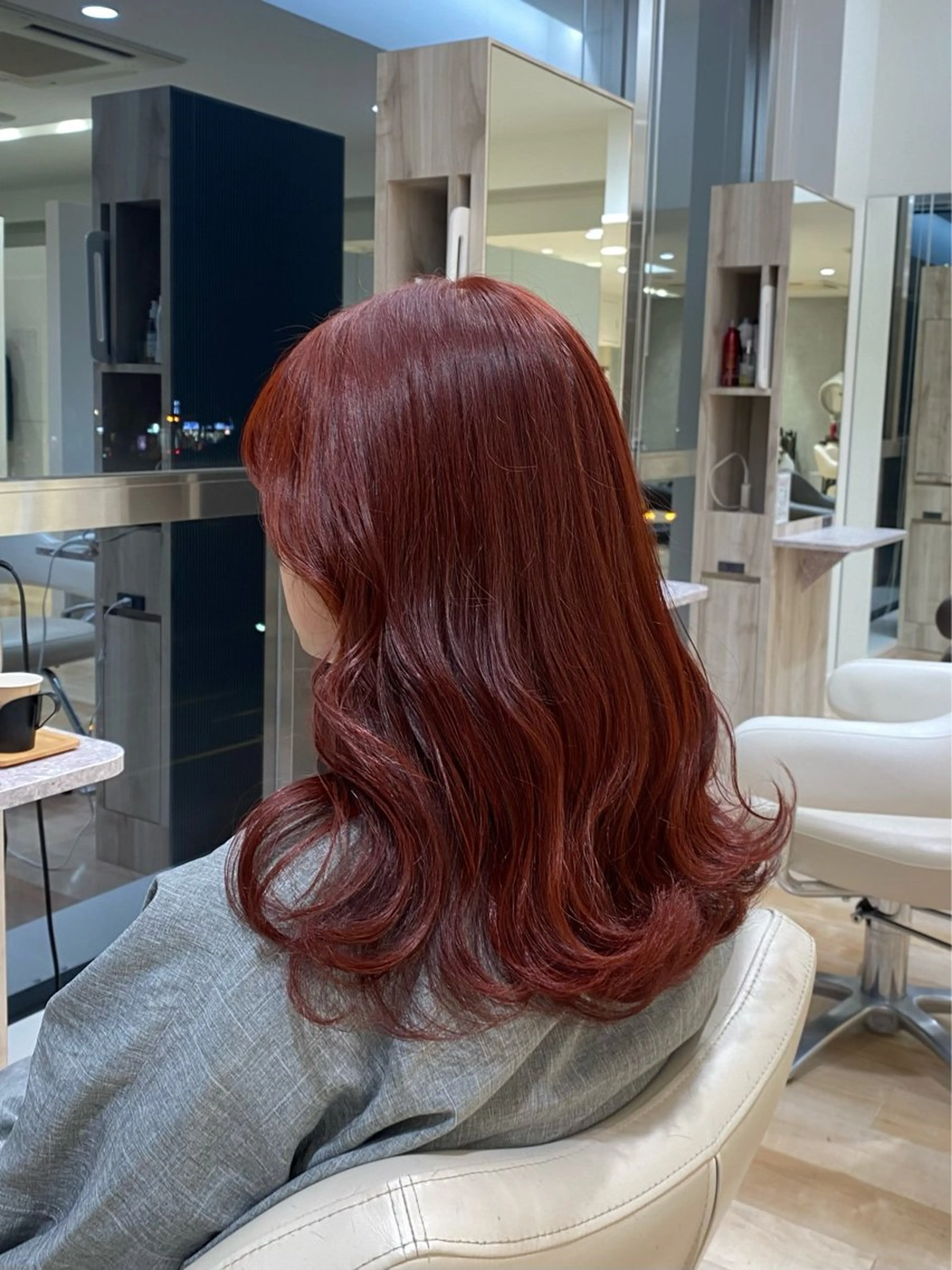 ロング カラー ブリーチ ブリーチなしカラー カット ヘアカラー トリートメント 松永 わかなのヘアスタイル