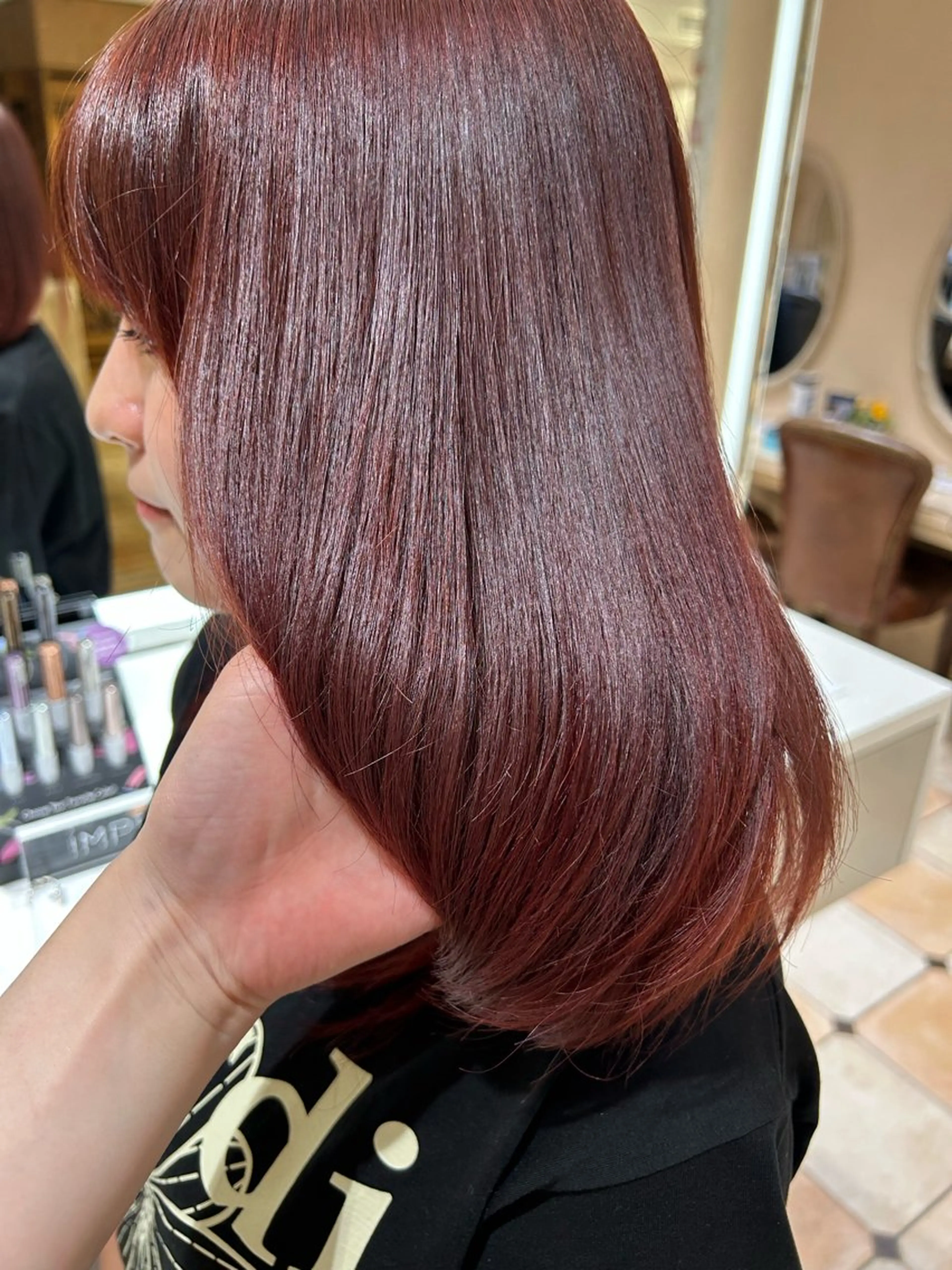 セミロング セミロングパーマ 髪質改善 レイヤーカット 縮毛矯正 ヘアカラー トリートメント 新宿透明感カラー 髪質改善/吉川怜奈のヘアスタイル