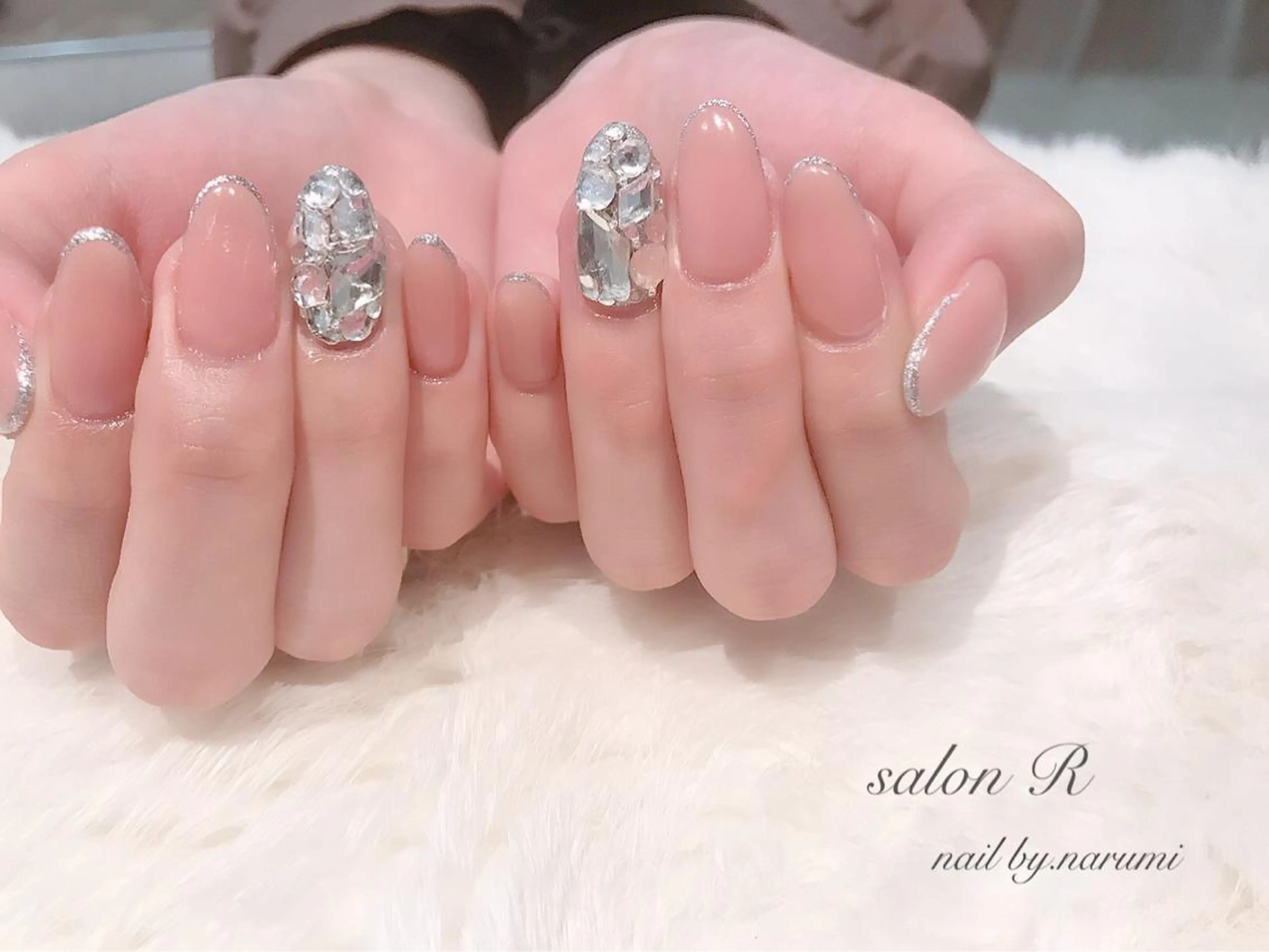 ネイル ハンドネイル Re Pearl～コーディネートサロン～ 市駅前店所属・NARUMI HYODOのネイルデザイン