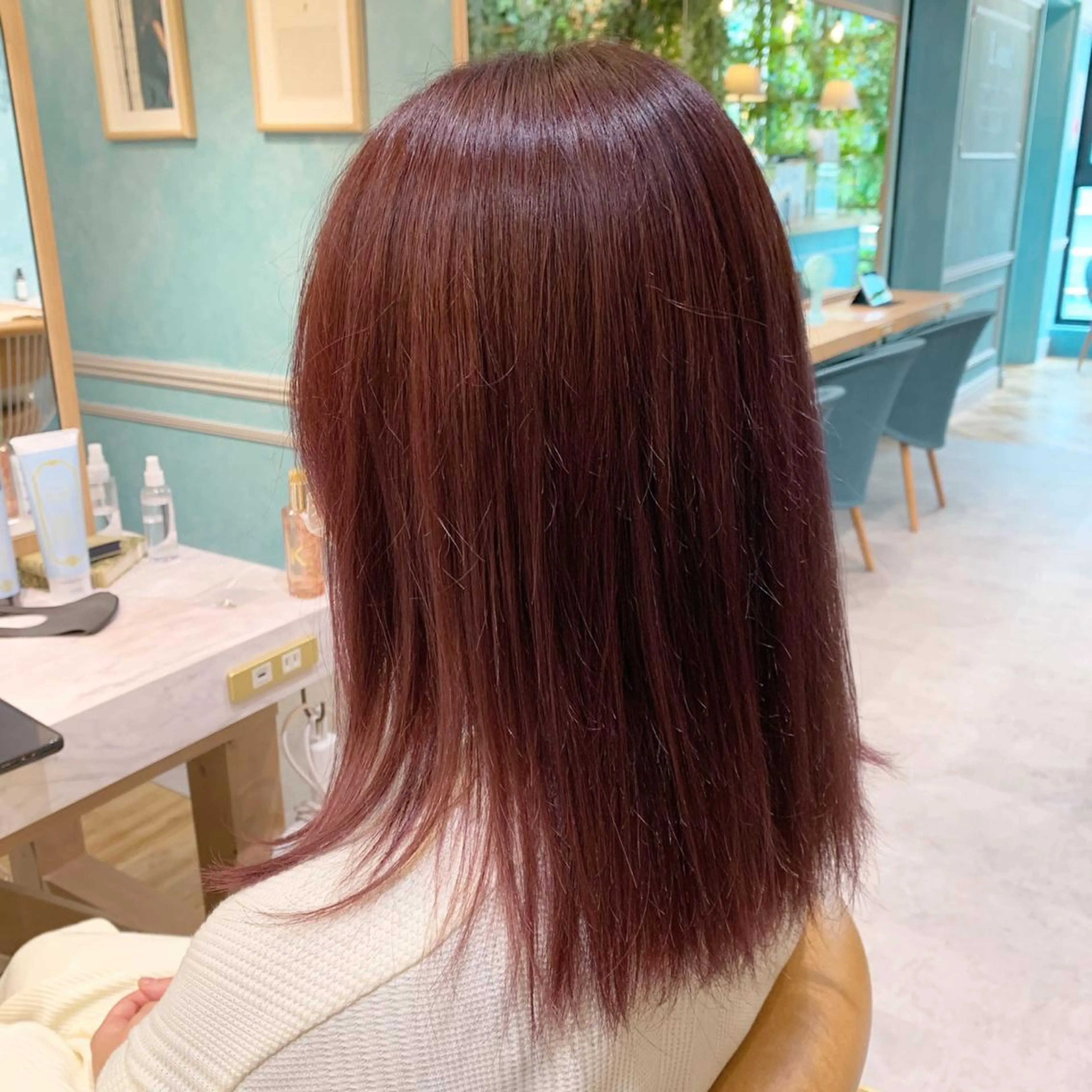 ミディアム カラー La fith liebe 京都駅前店所属・🌈ブリーチ特化🌈 MINATOのヘアスタイル