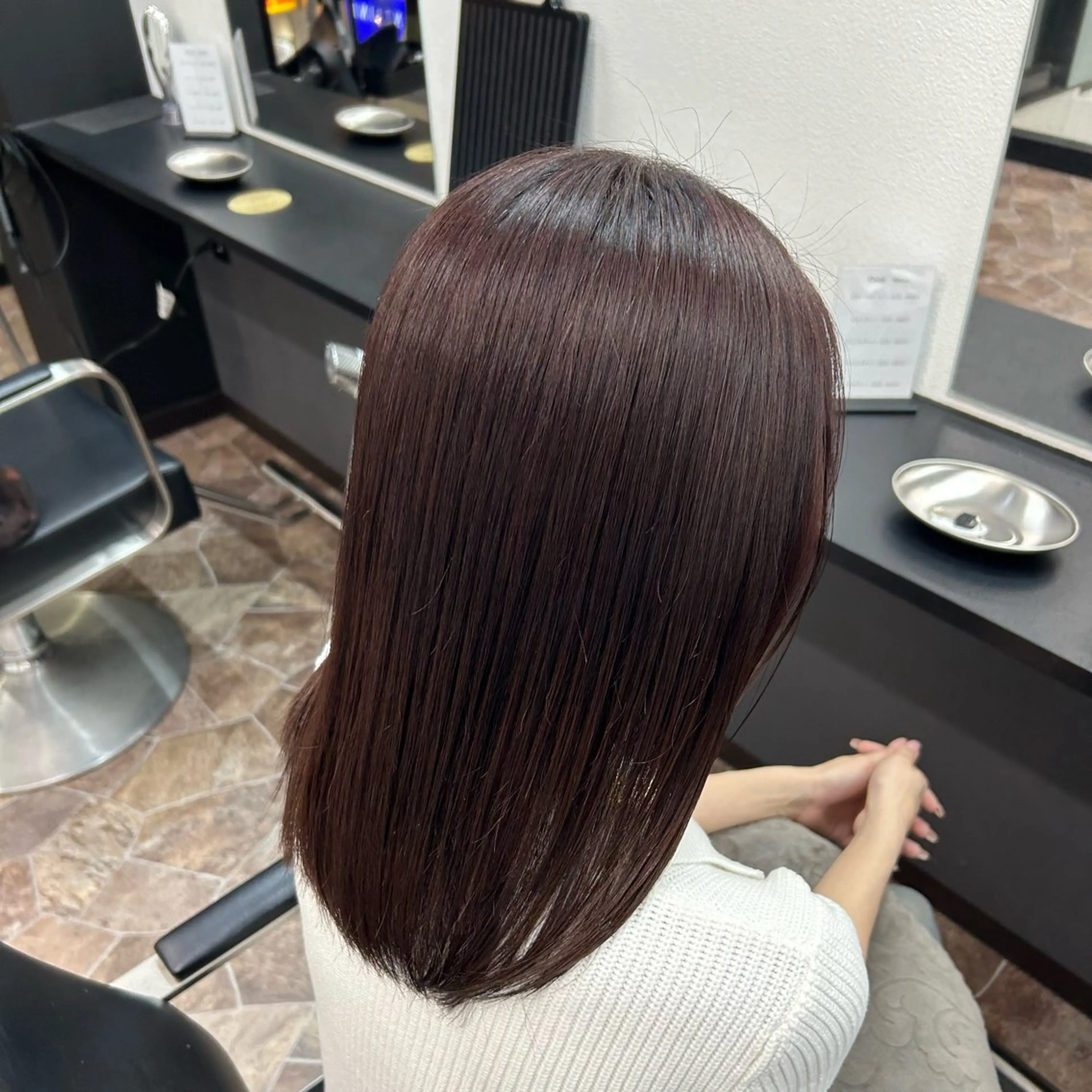 ミディアム カラー ブラウンカラー ピンクカラー ピンクブラウン COEUR🧡 山下　優花のヘアスタイル