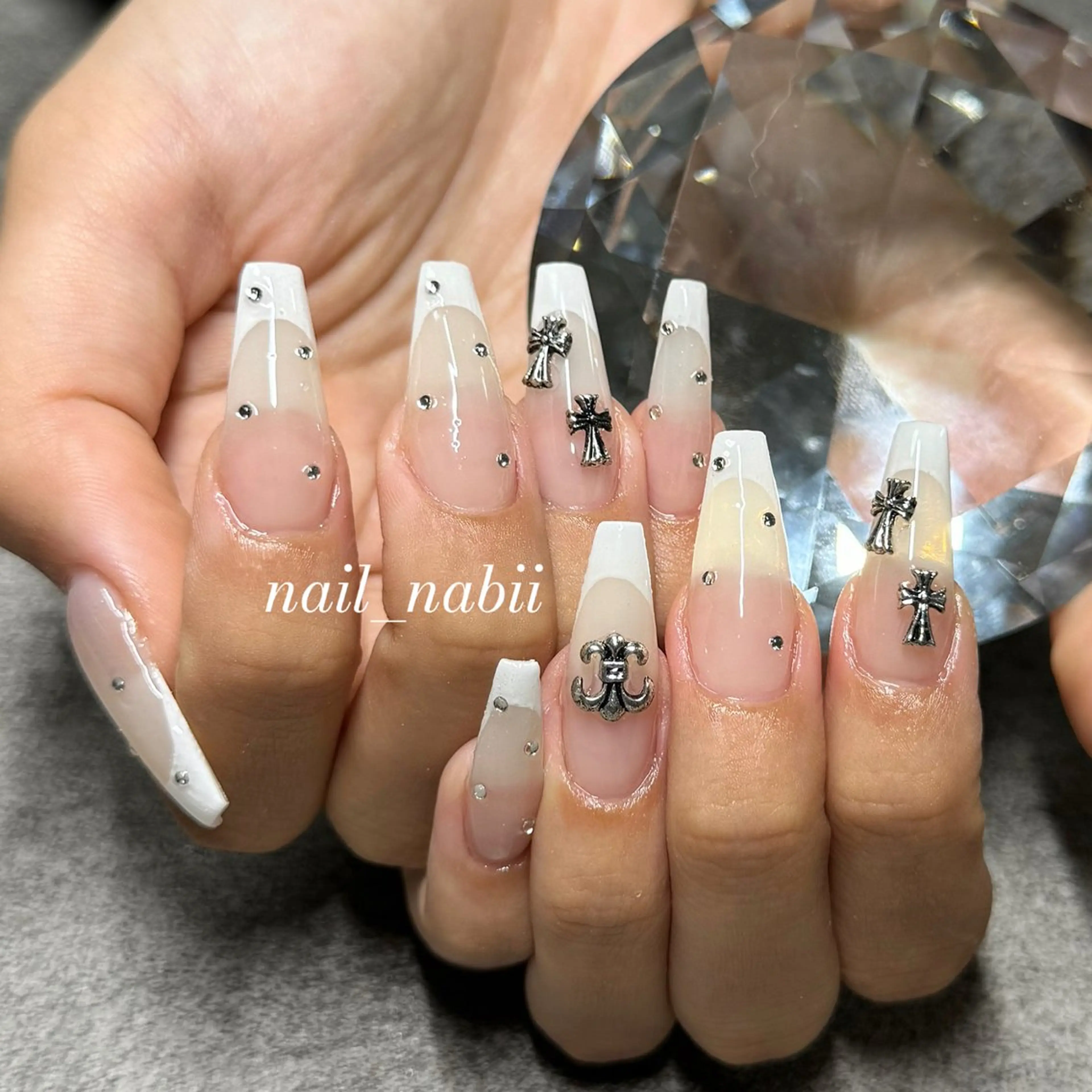 ネイル ハンドネイル nail nabiのネイルデザイン