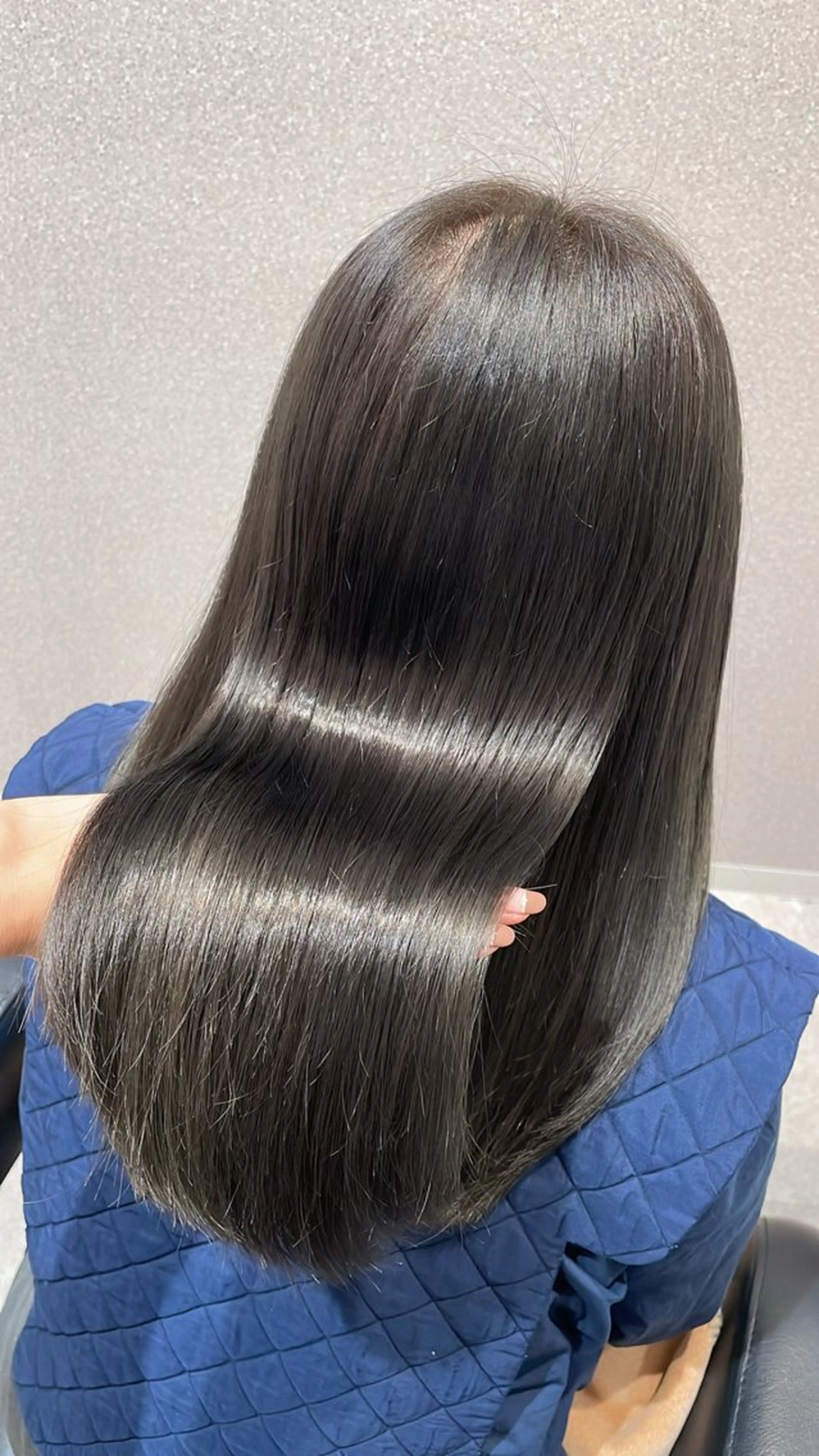 セミロング 髪質改善 レイヤーカット トリートメント カット ヘアカラー トリートメント ❤︎︎韓国ヘア❤︎︎ 𝑺𝒉𝒊𝒉𝒐のヘアスタイル