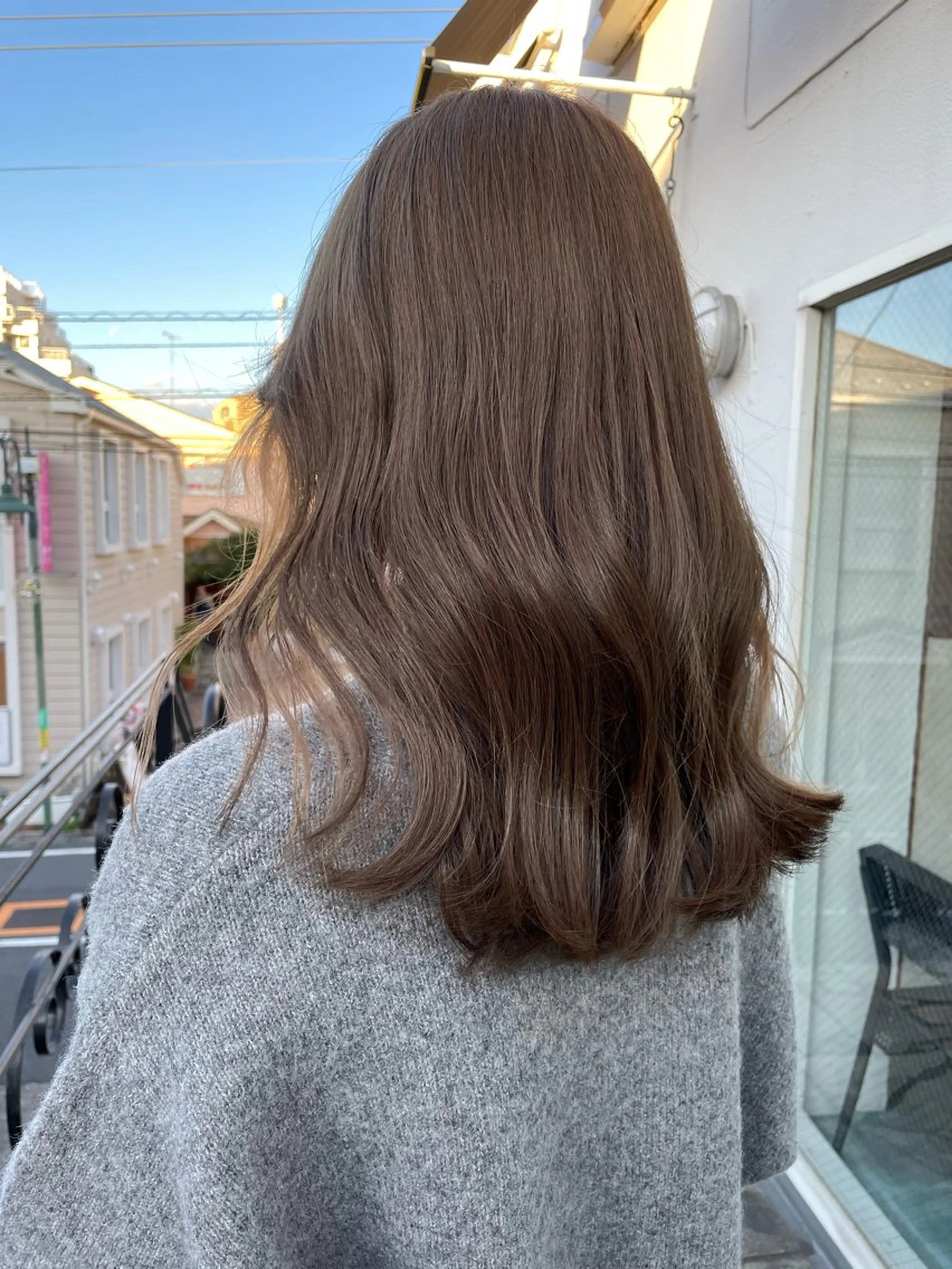 セミロング ヘアカラー トリートメント 平 ちひろのヘアスタイル