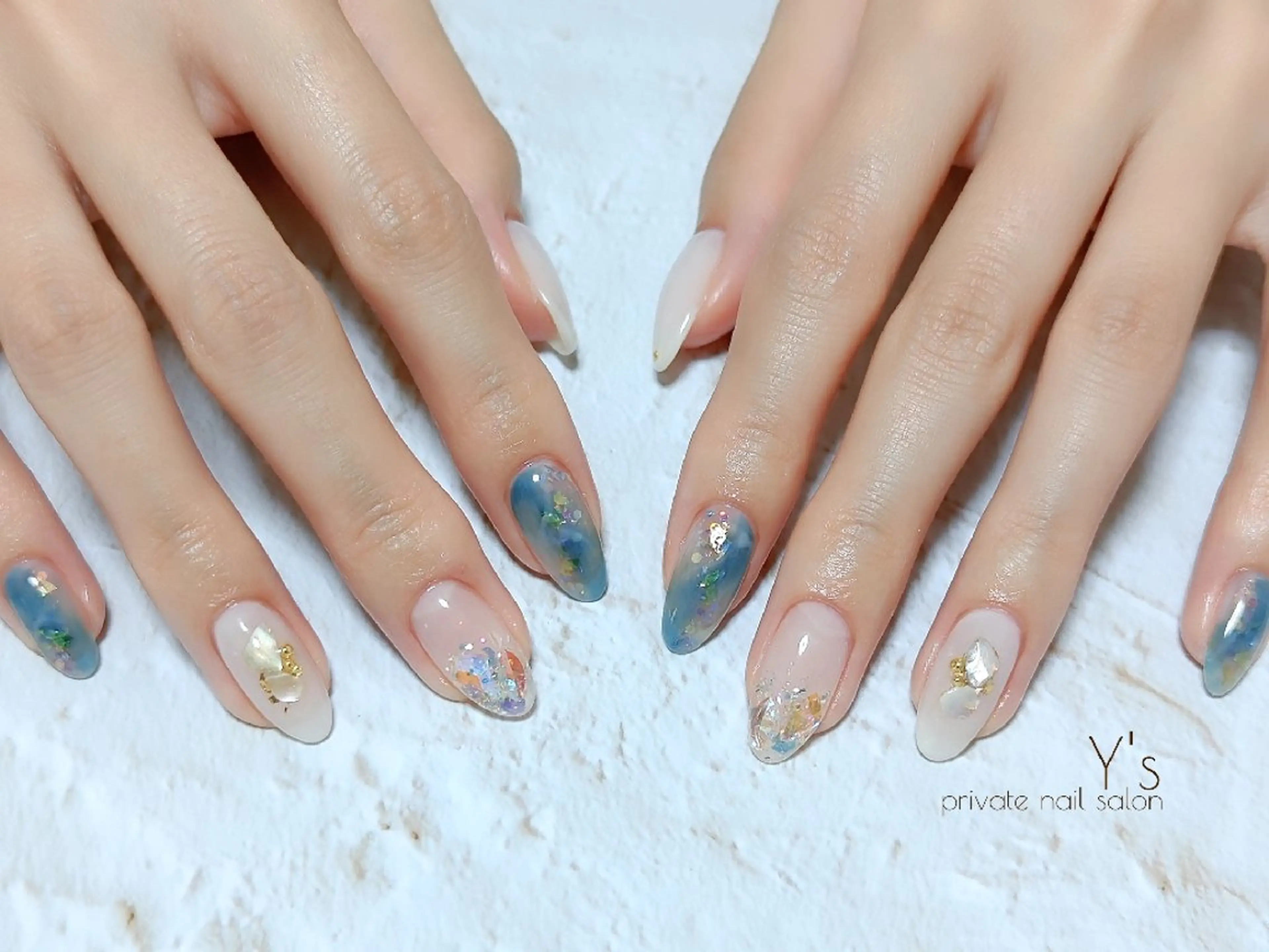 ネイル ハンドネイル YUMI NAGAI  のネイルデザイン