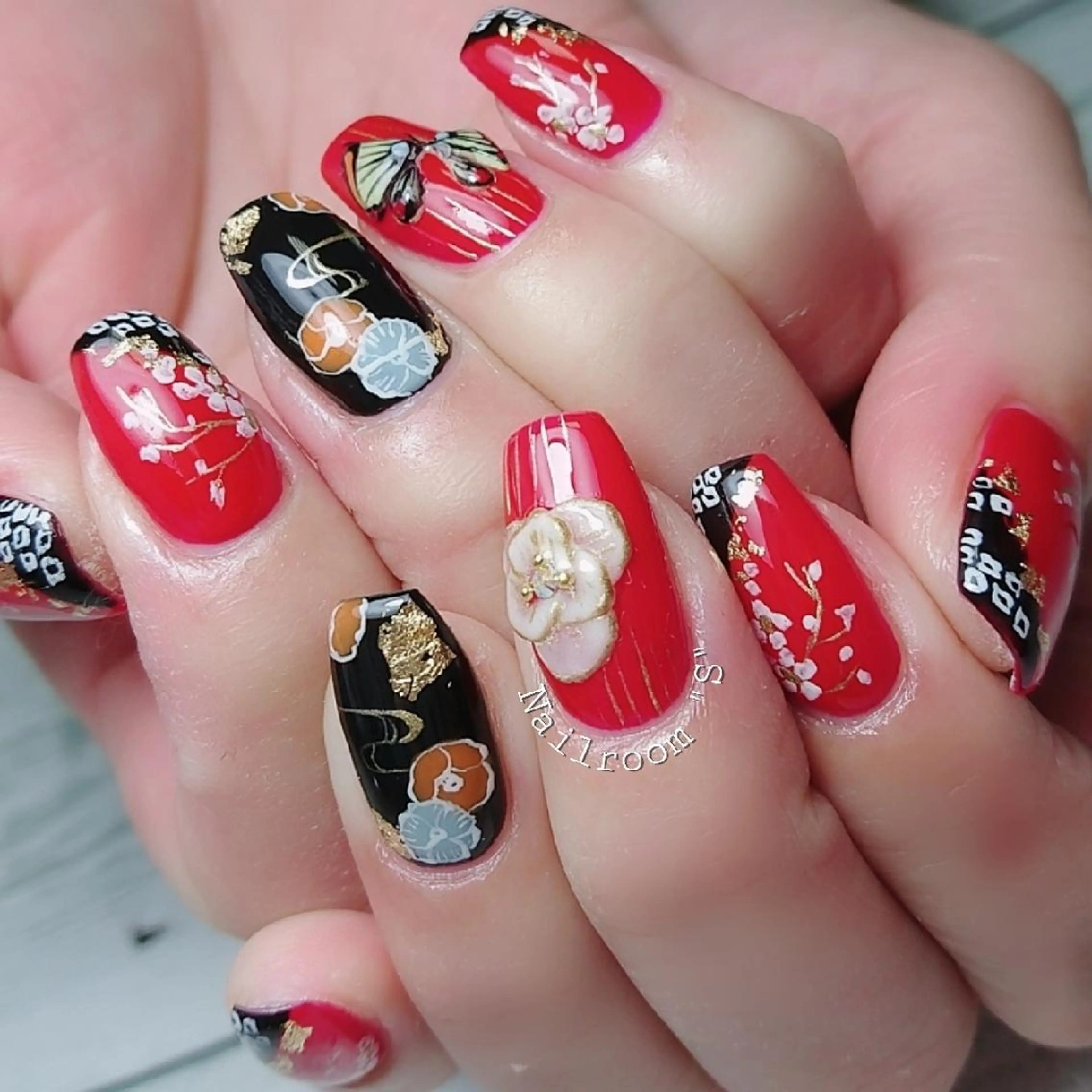 ネイル アートネイル Nail room  "S"  SAKAIのネイルデザイン