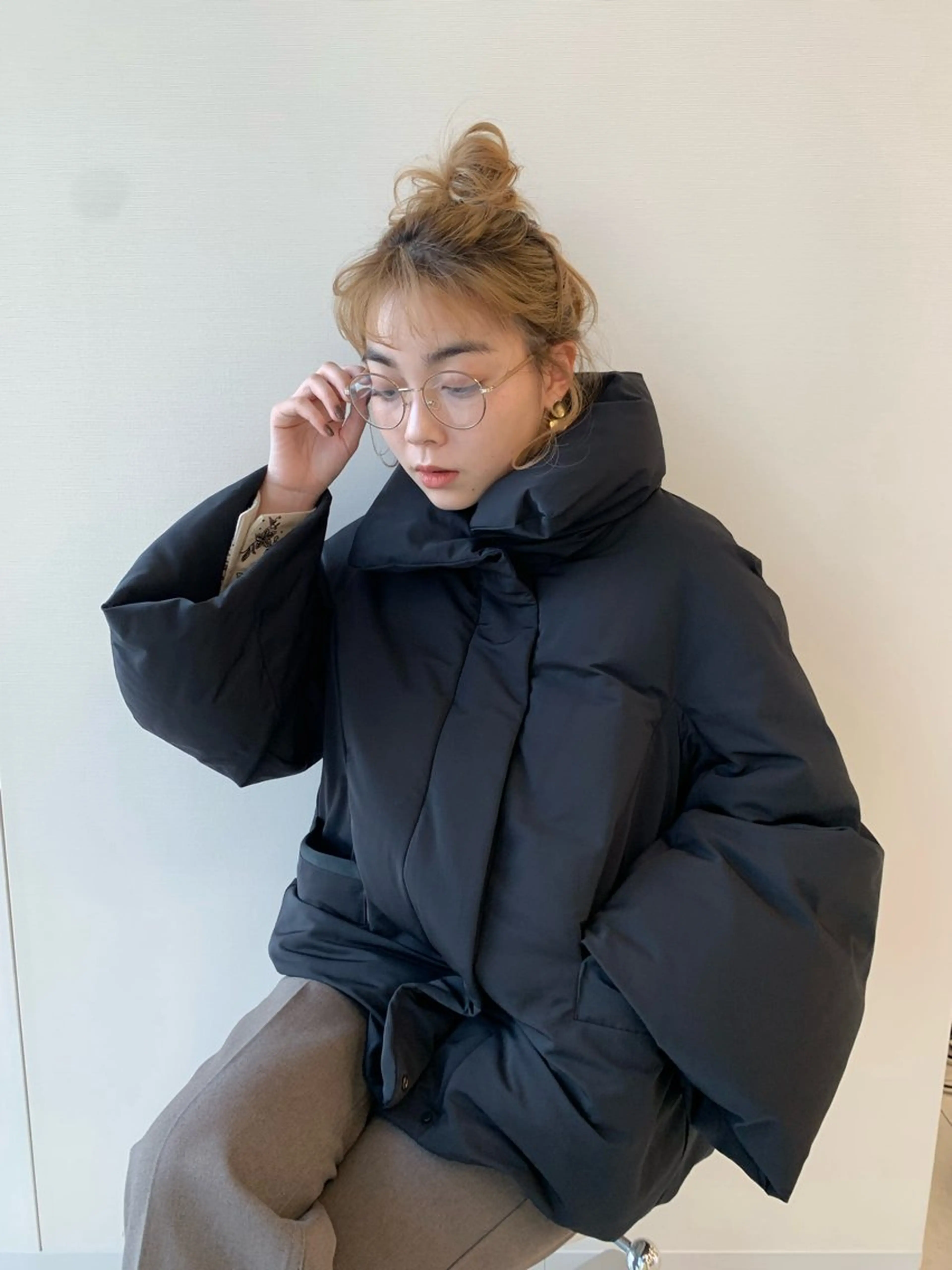 ロング カラー ハイトーンカラー カット ヘアカラー 落合希 Olivebeigeのヘアスタイル