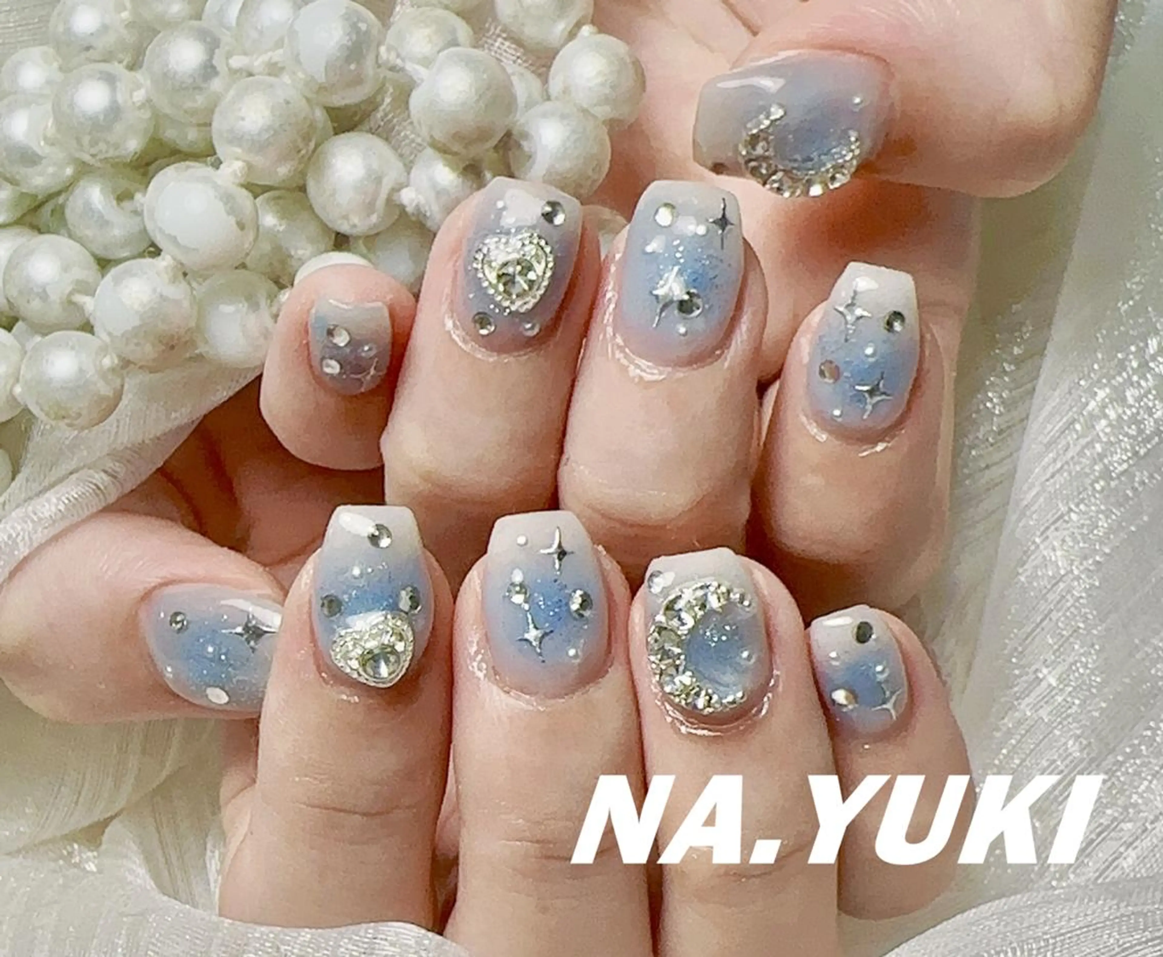 ネイル ハンドネイル ハンドケア 🌷 Mooning 🌷のネイルデザイン