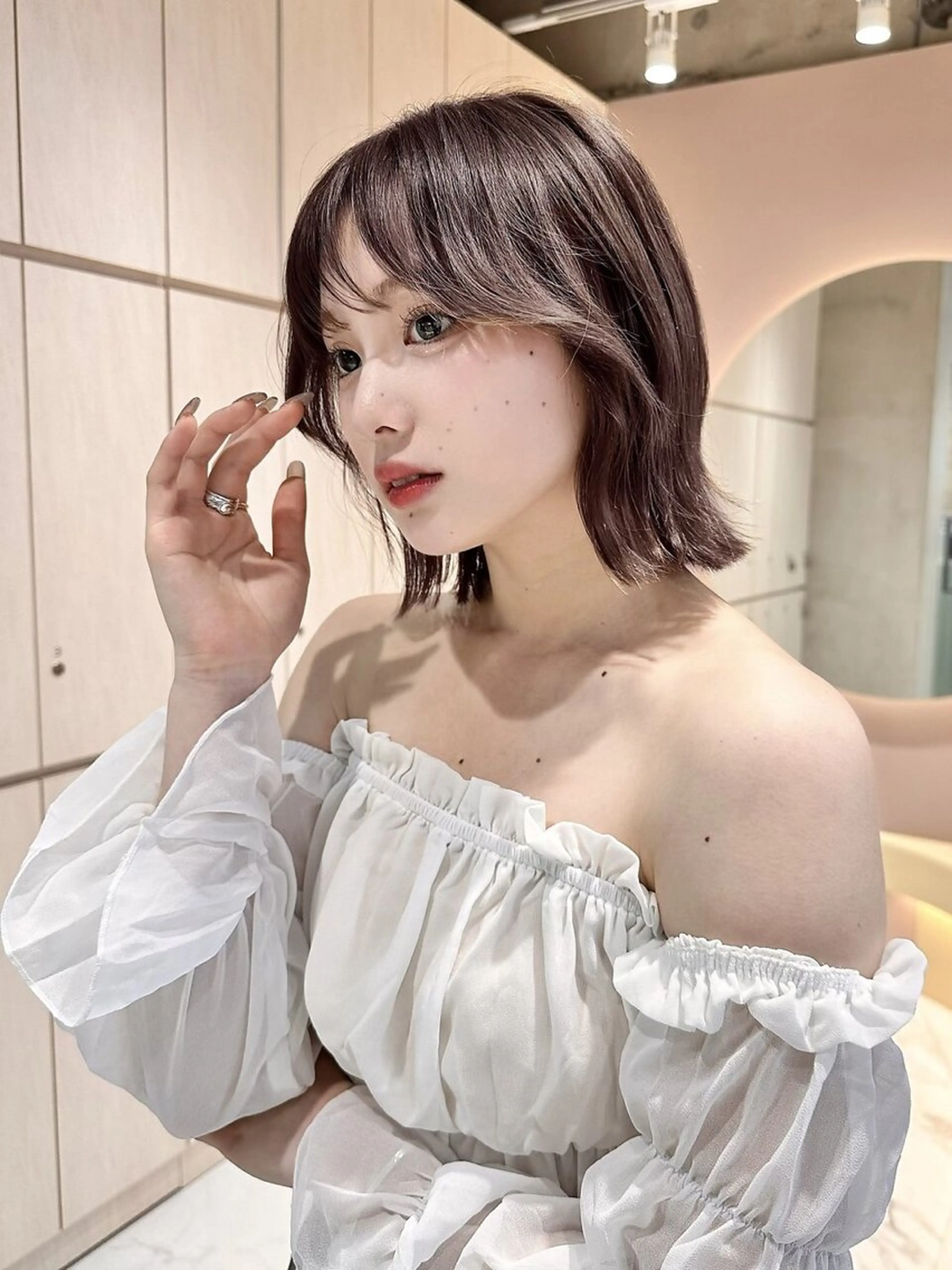 ミディアム カラー ヘアアレンジ カット ヘアカラー トリートメント 美髪矯正🫧/ 吉田こうすけのヘアスタイル