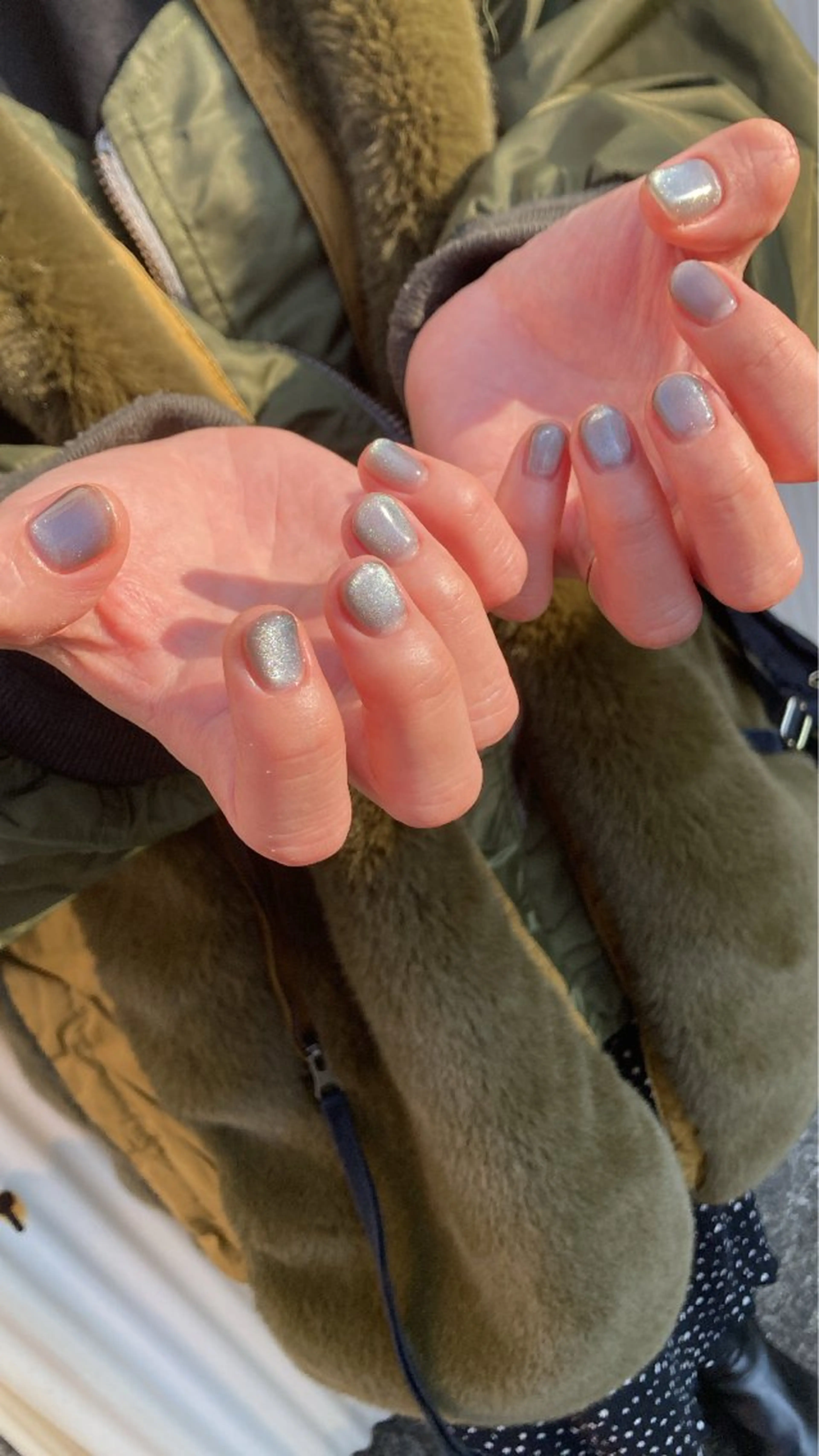 ネイル nailsalon hue所属・小山 羽奈のネイルデザイン