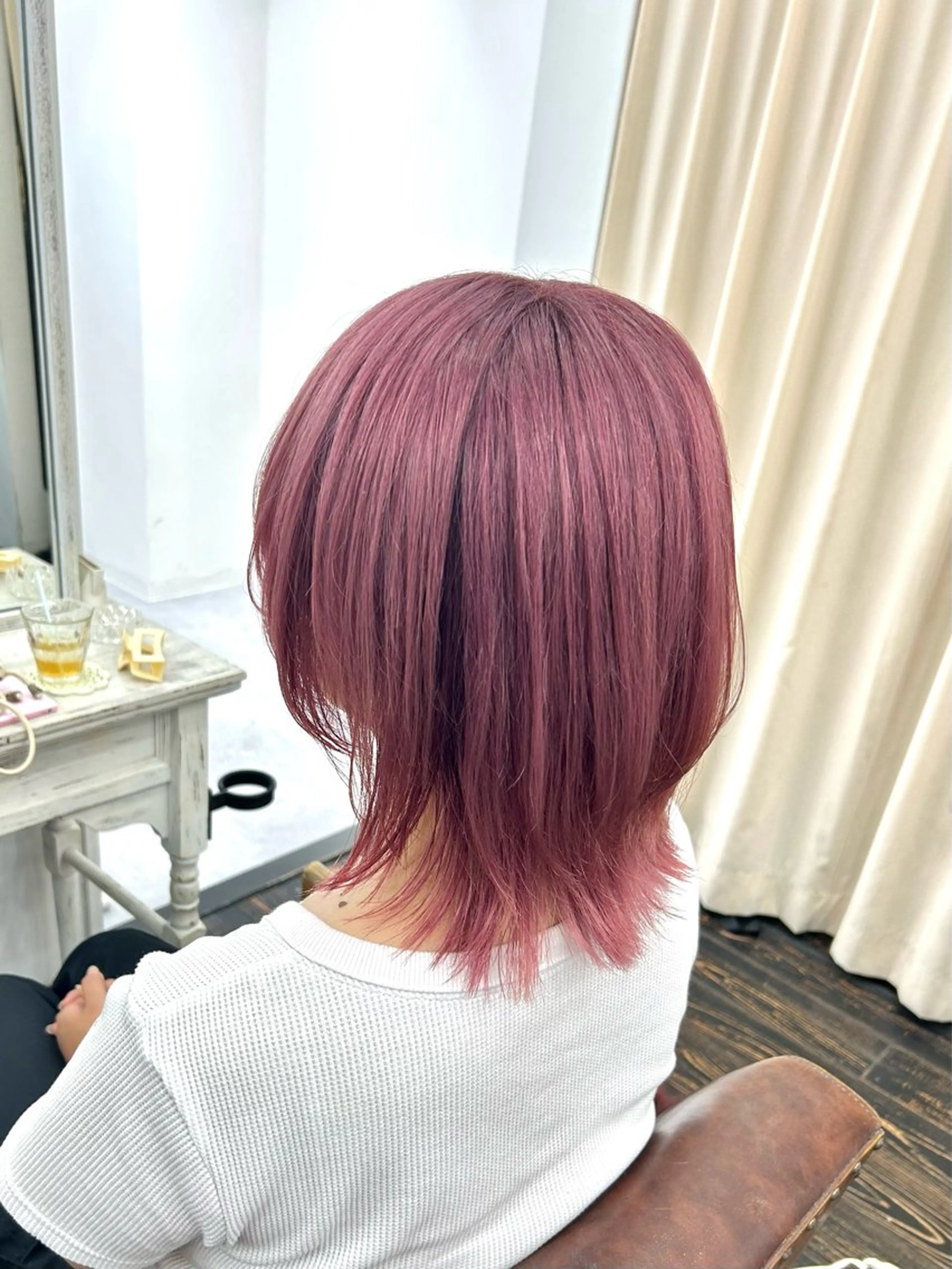 ミディアム カラー カット ヘアカラー トリートメント レイヤーカット韓国 暖色⭐︎KANAKOのヘアスタイル