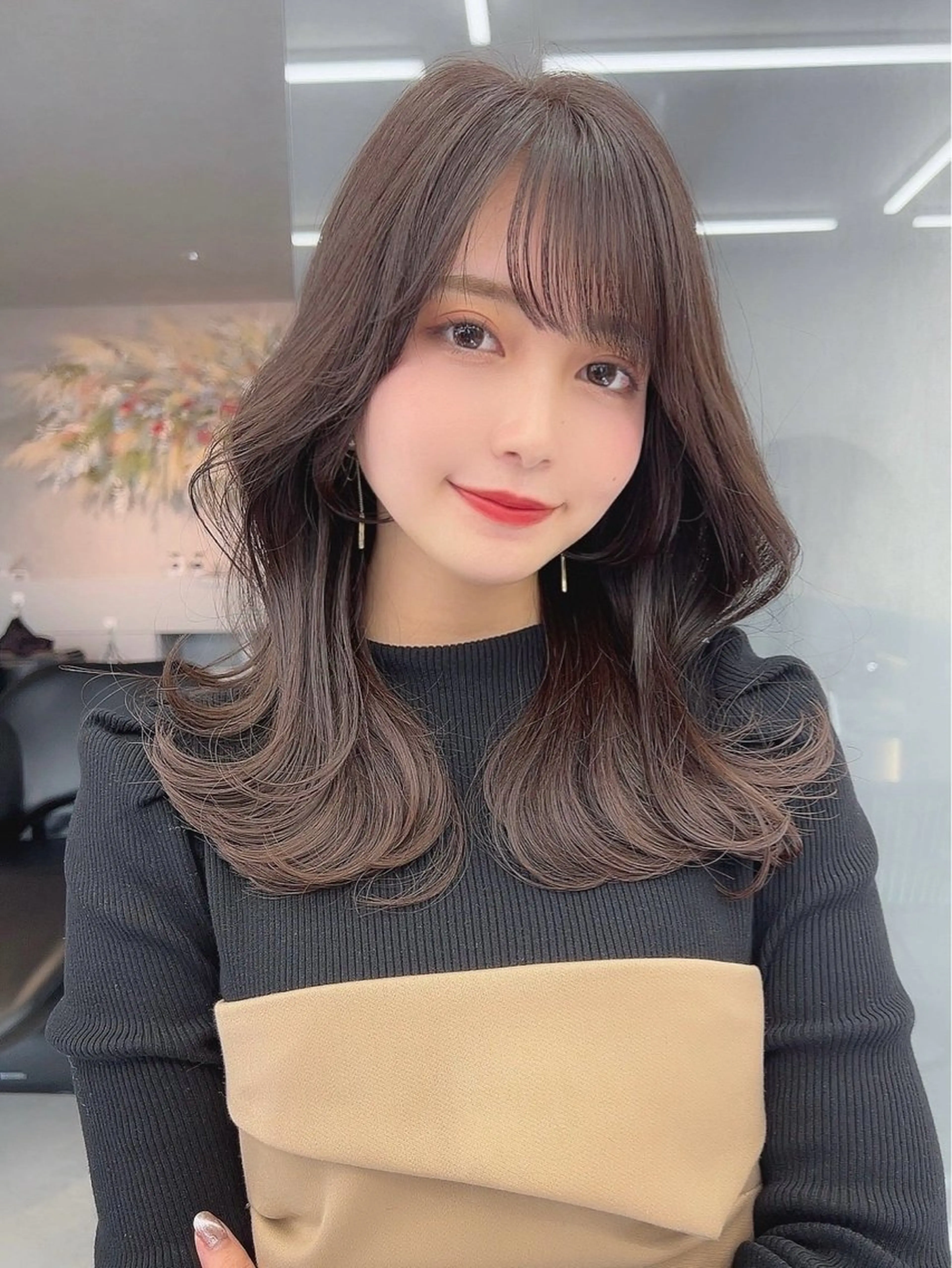 ミディアム カラー ミディアムレイヤー ベージュカラー ブリーチ ダブルカラー ブリーチなしカラー カット ヘアカラー トリートメント Hiroki 韓国ヘア🇰🇷のヘアスタイル