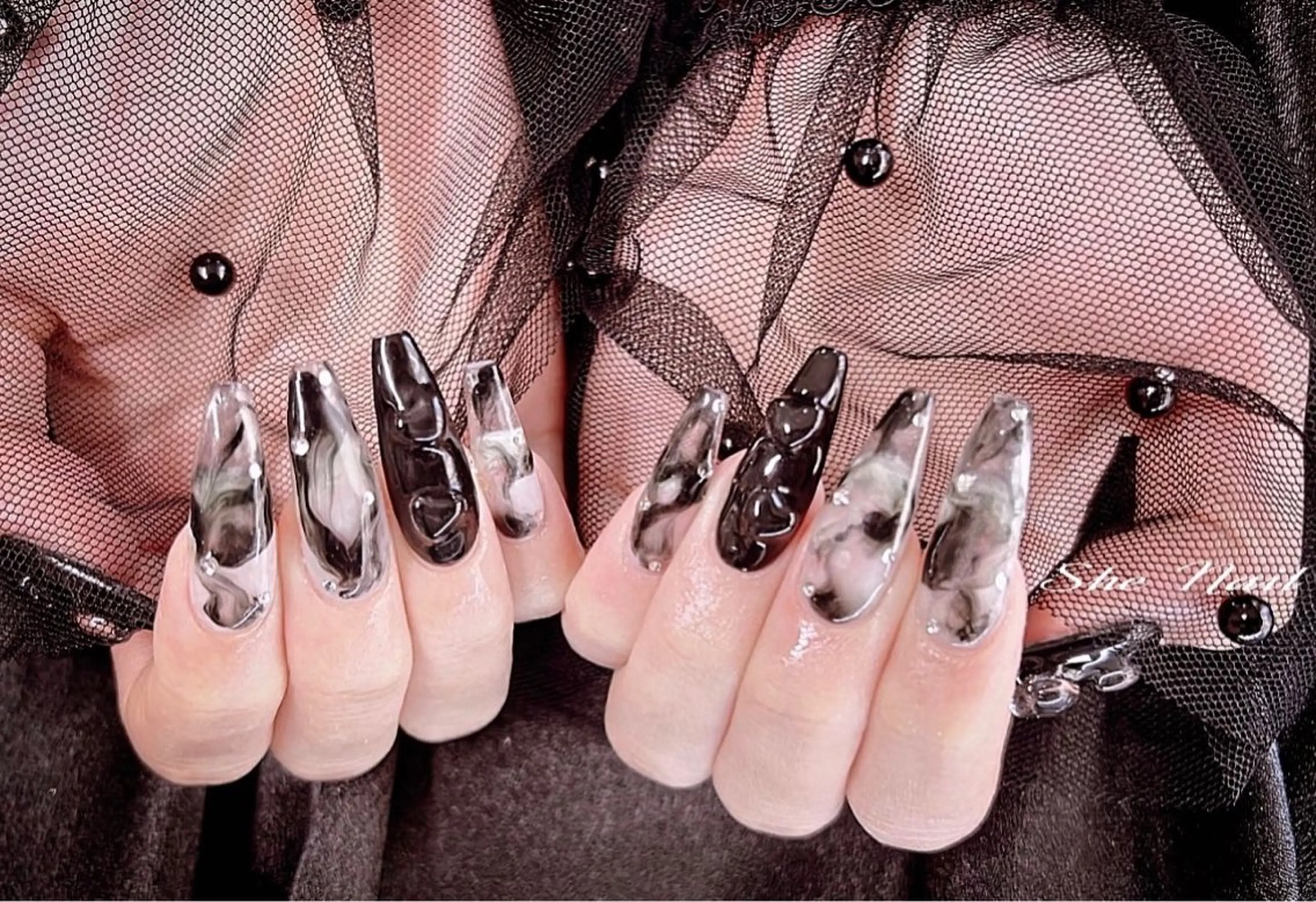 ネイル チークネイル 長さ出し フレンチネイル ガラスフレンチ ハート She   Nail所属・ISA_ BELLAのネイルデザイン