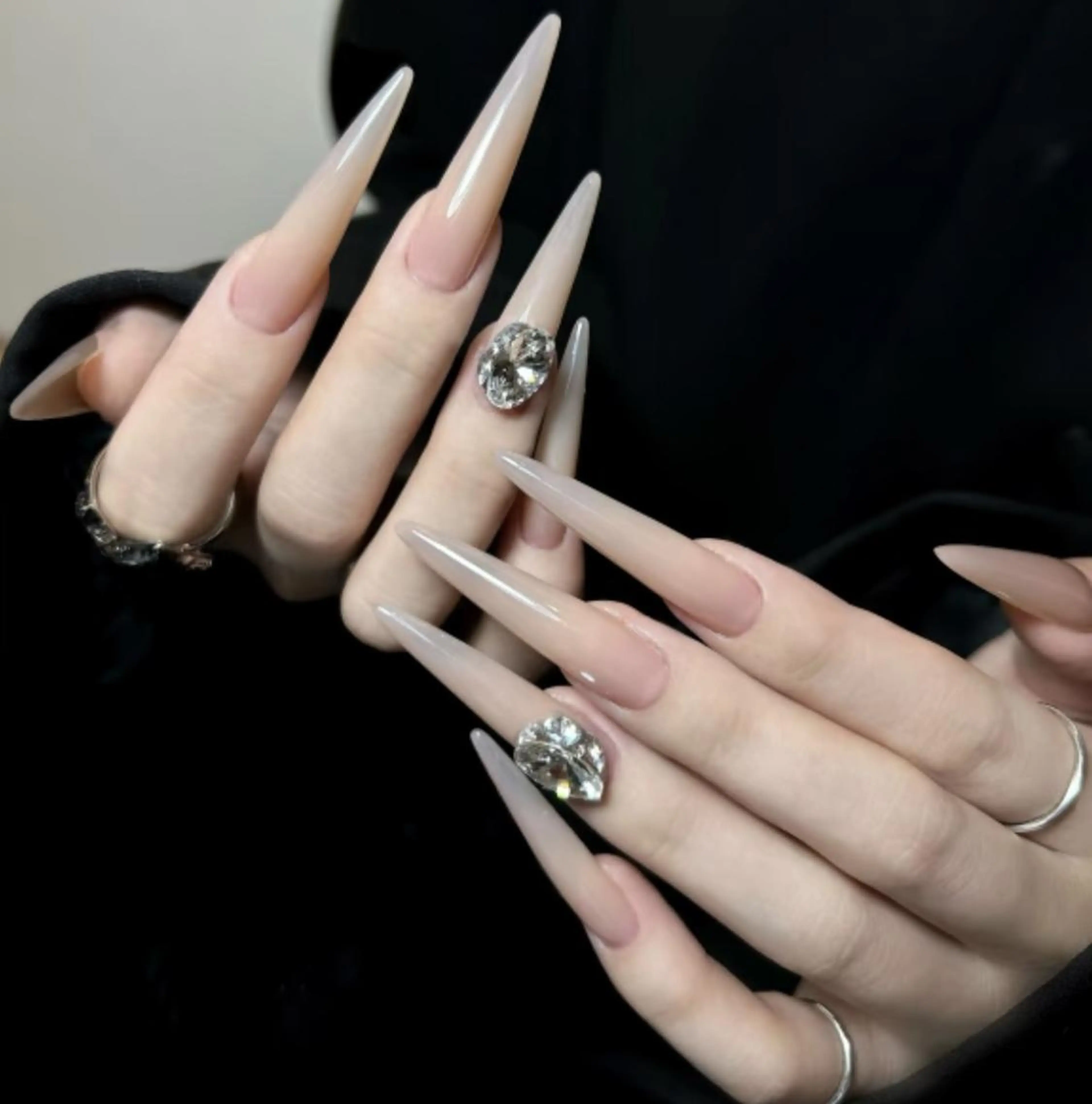 最新チップの長さだし】ワンカラー／ラメグラの写真