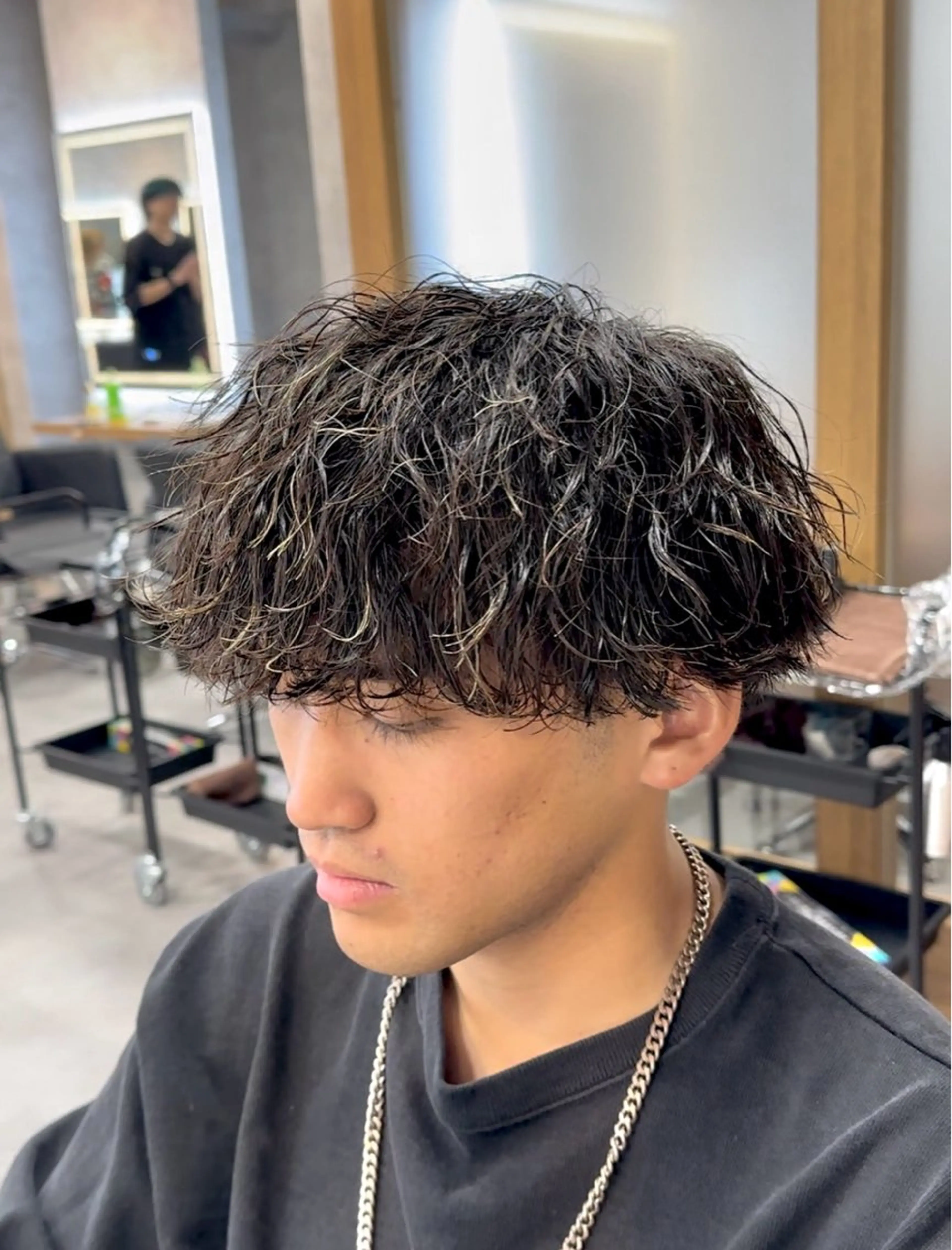 カラー パーマ メンズ 波巻きパーマ STANCE MEN'S公式のヘアスタイル