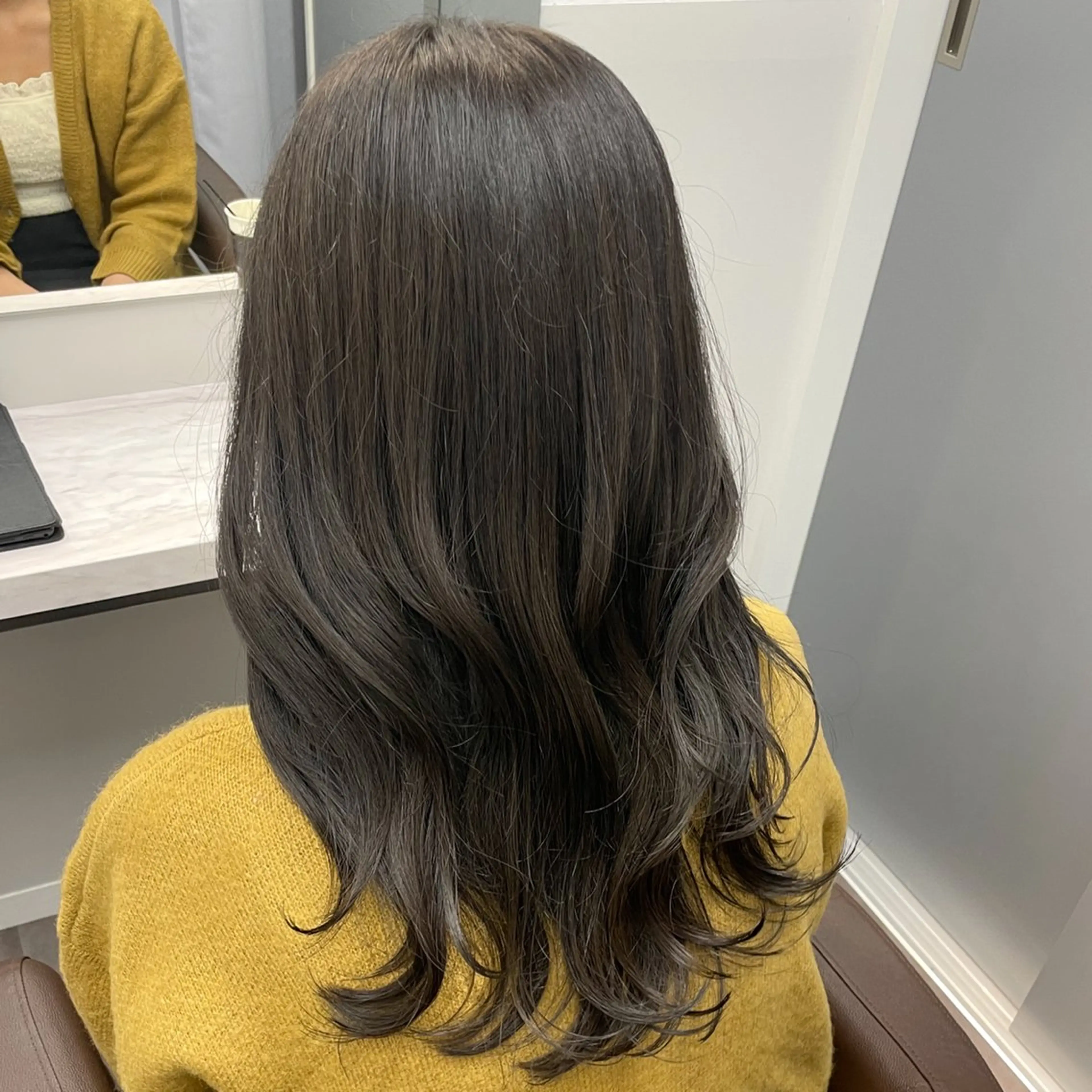 セミロング カラー 顔周りカット 韓国風ヘア カット ヘアカラー トリートメント 💎韓国ヘア💎 Harukaのヘアスタイル