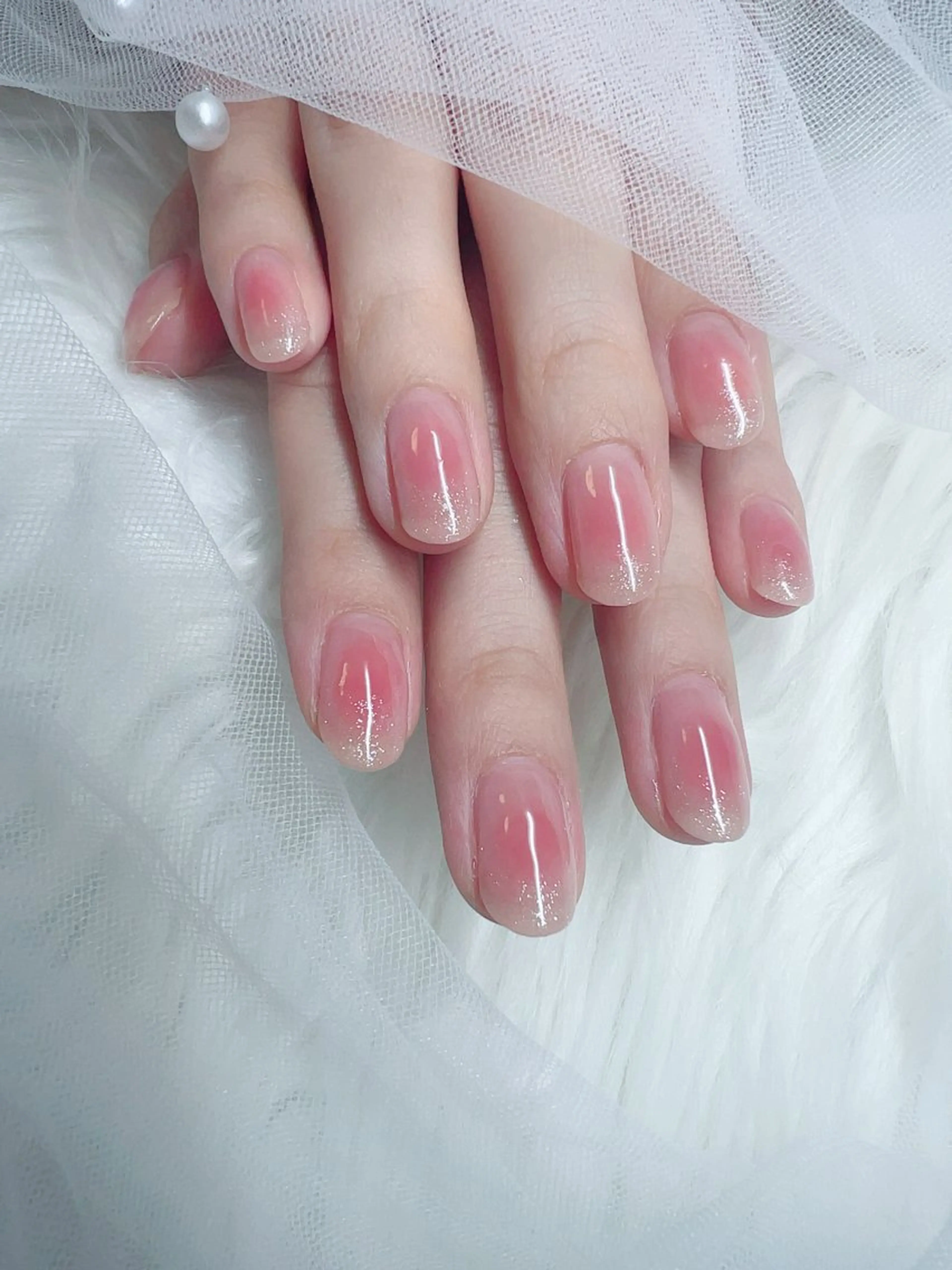 ネイル チークネイル ラメ(グリッター) Nailsalon RAVE所属・結城 怜菜のネイルデザイン