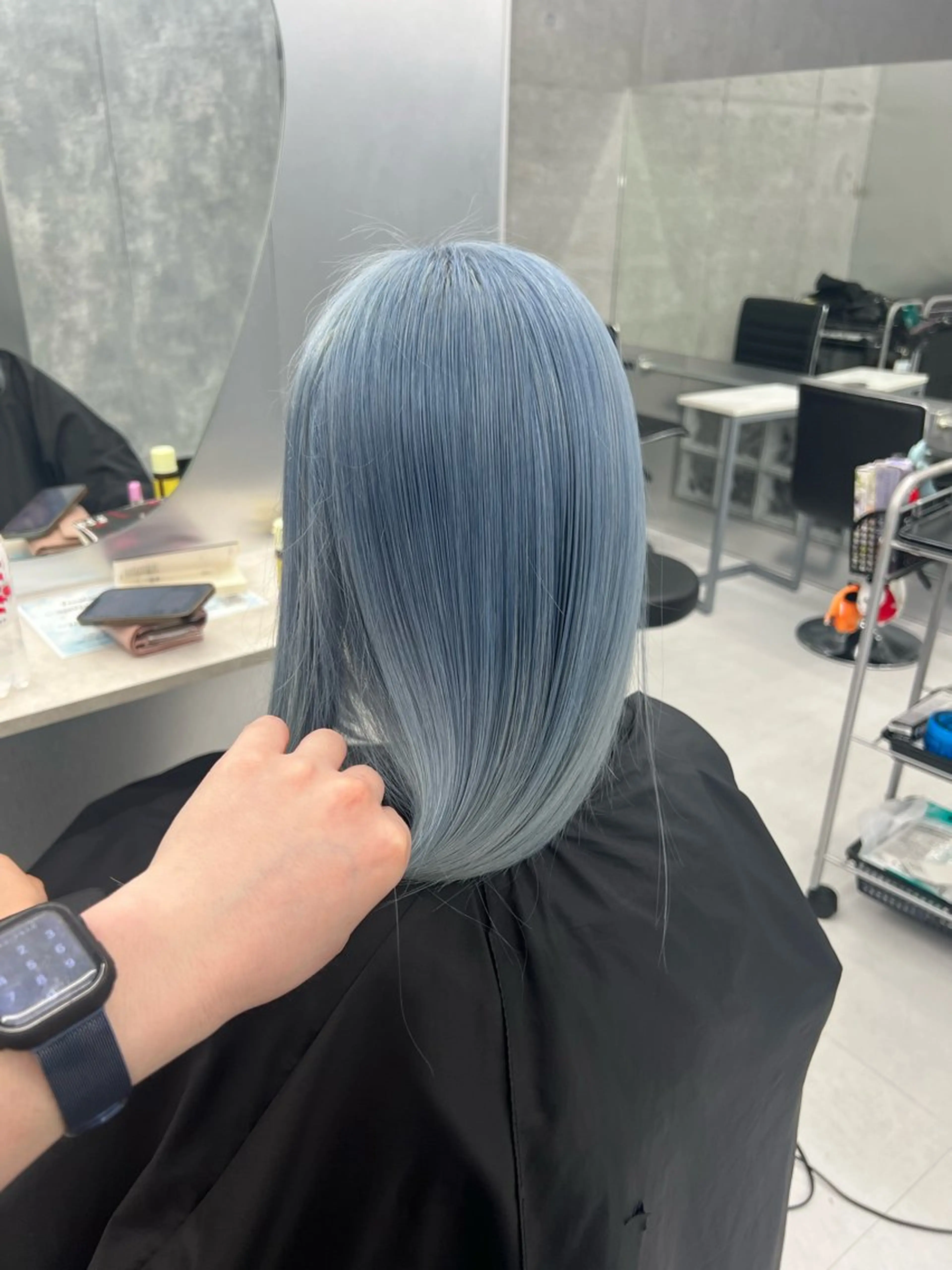 ロング カラー ヘアカラー トリートメント 👑高評価多数エク ステ×ハイトーン唯澄のヘアスタイル