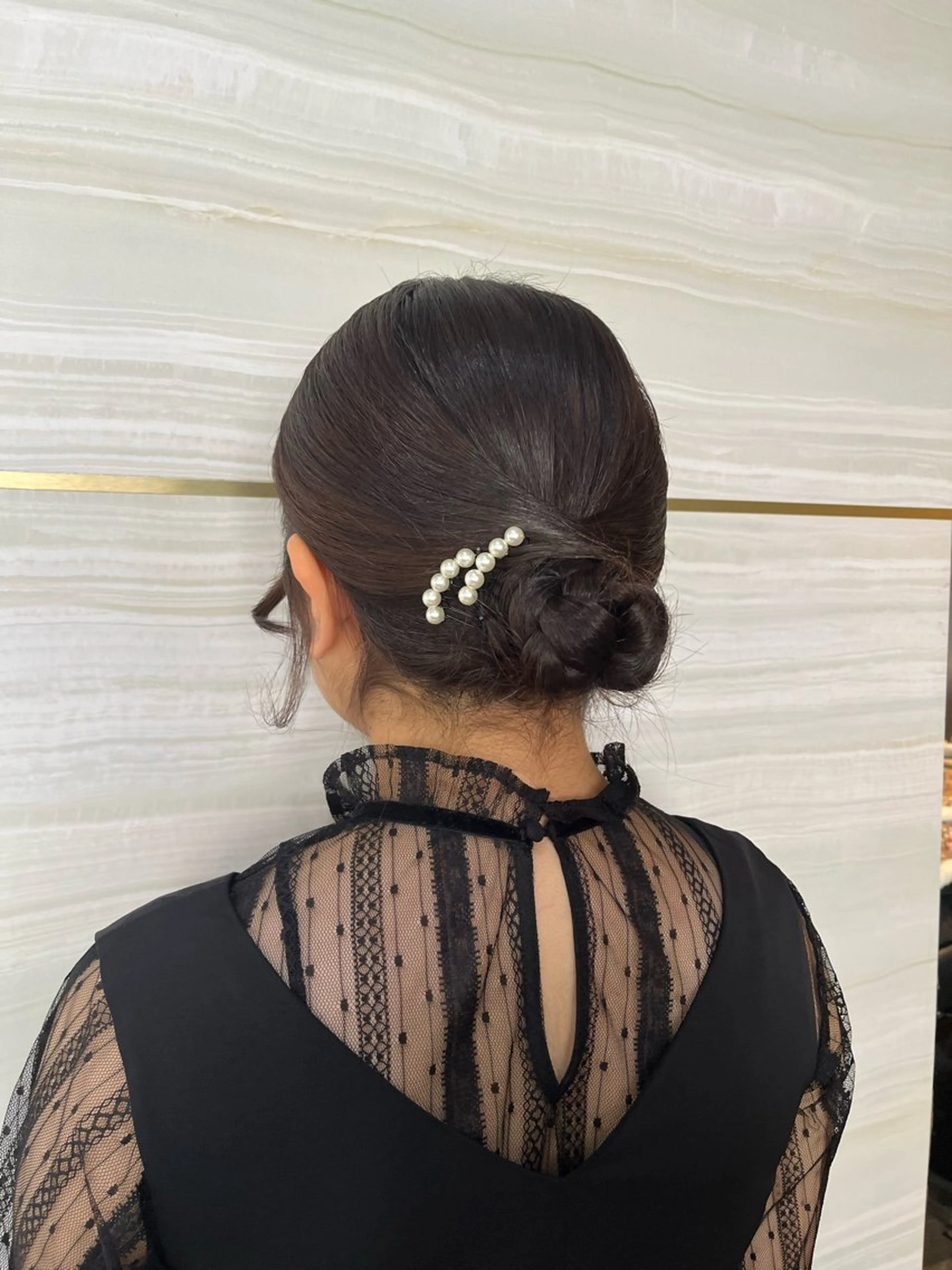 ミディアム カラー ヘアアレンジ ヘアセット 💙Ami💙 elubylovisのヘアスタイル