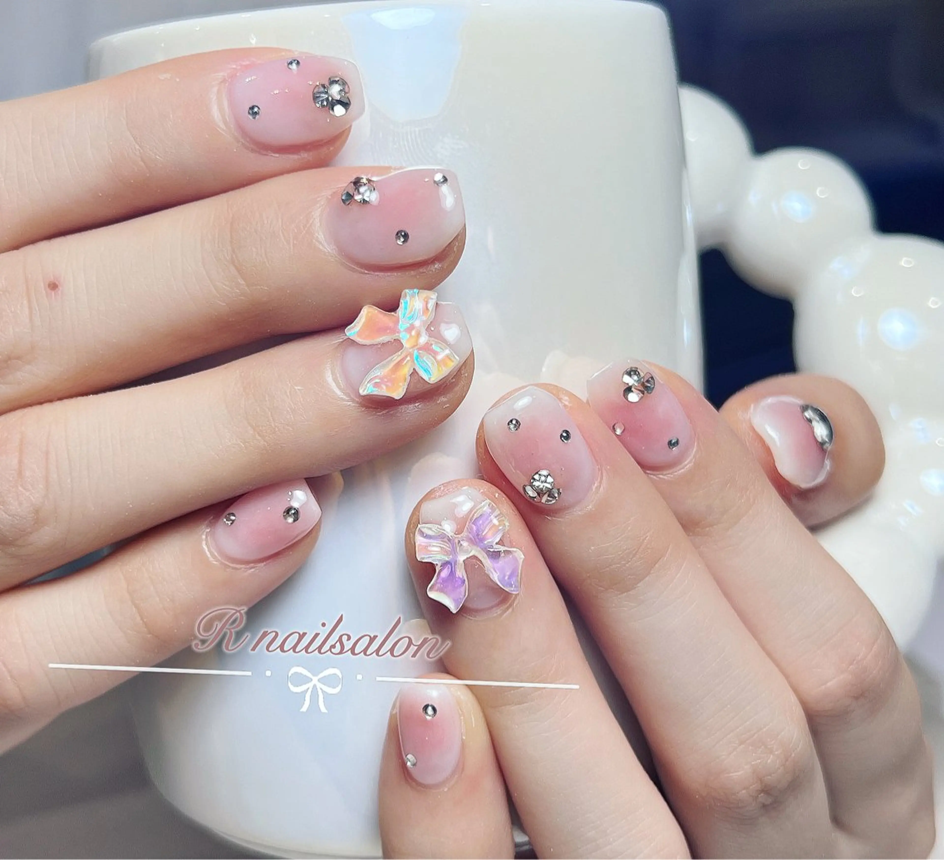 ショート R NAILSALONのネイルデザイン