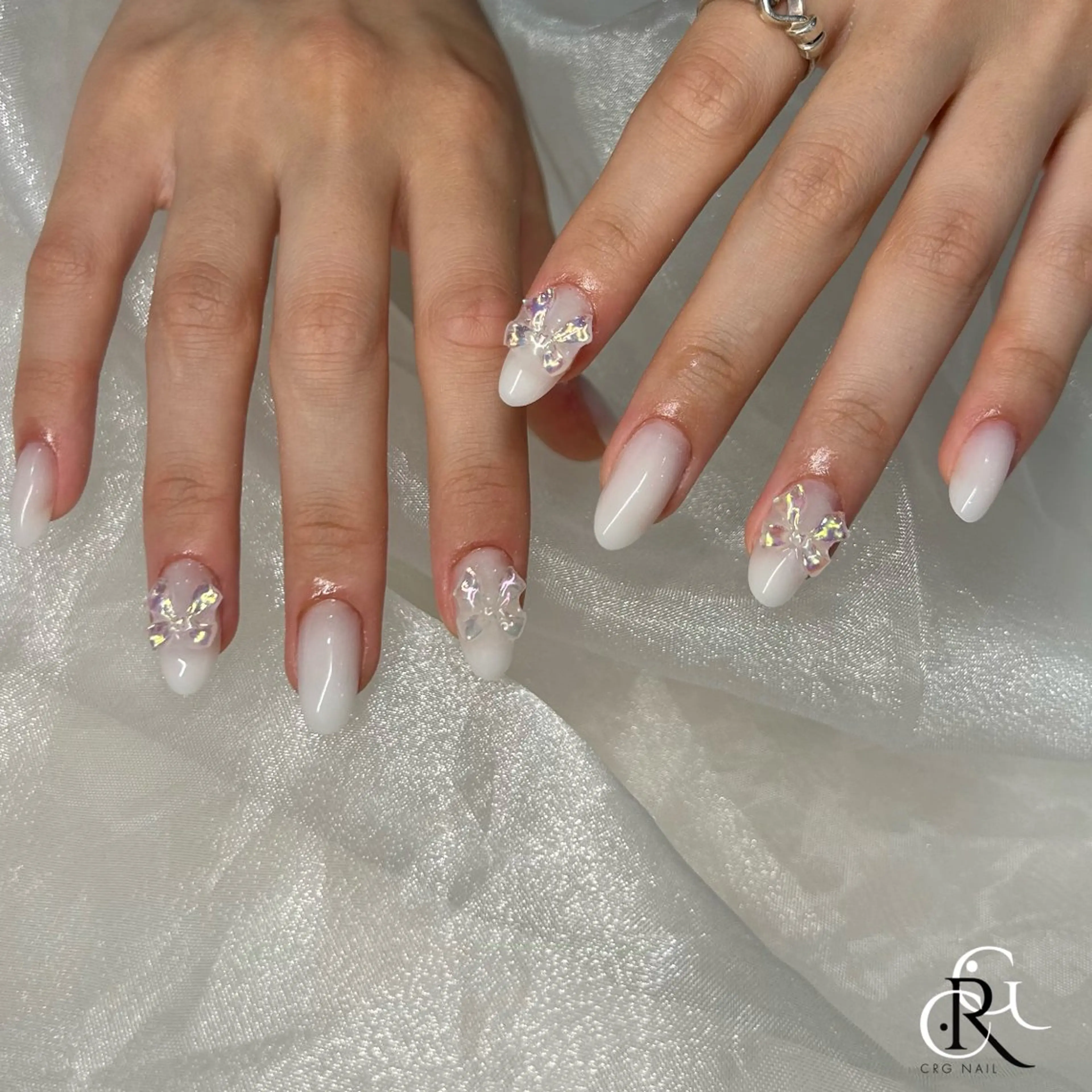 ショート ショートヘア ハンドネイル CRGNAIL RENAのネイルデザイン