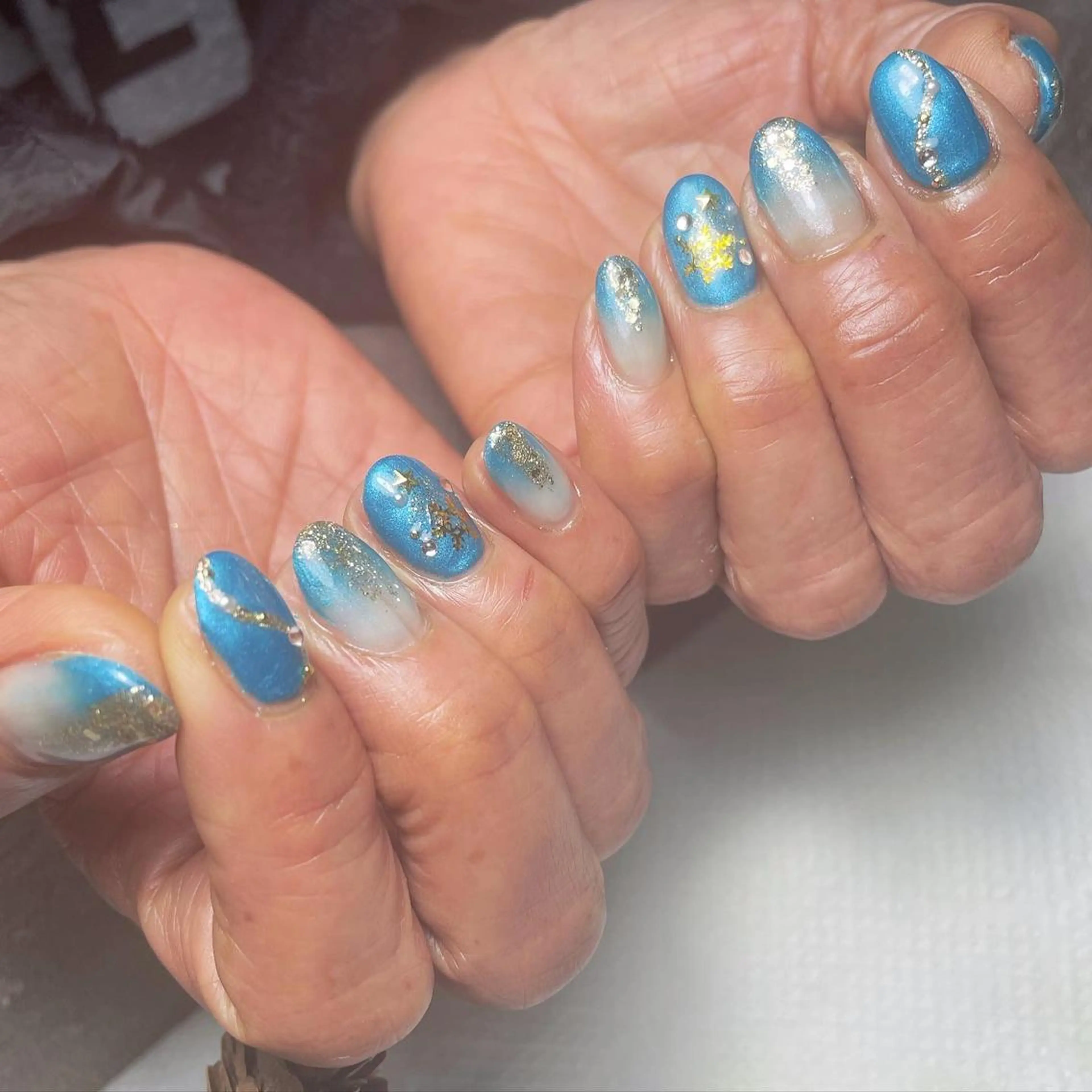 ネイル ブルー 加瀬 アンジェリーのネイルデザイン