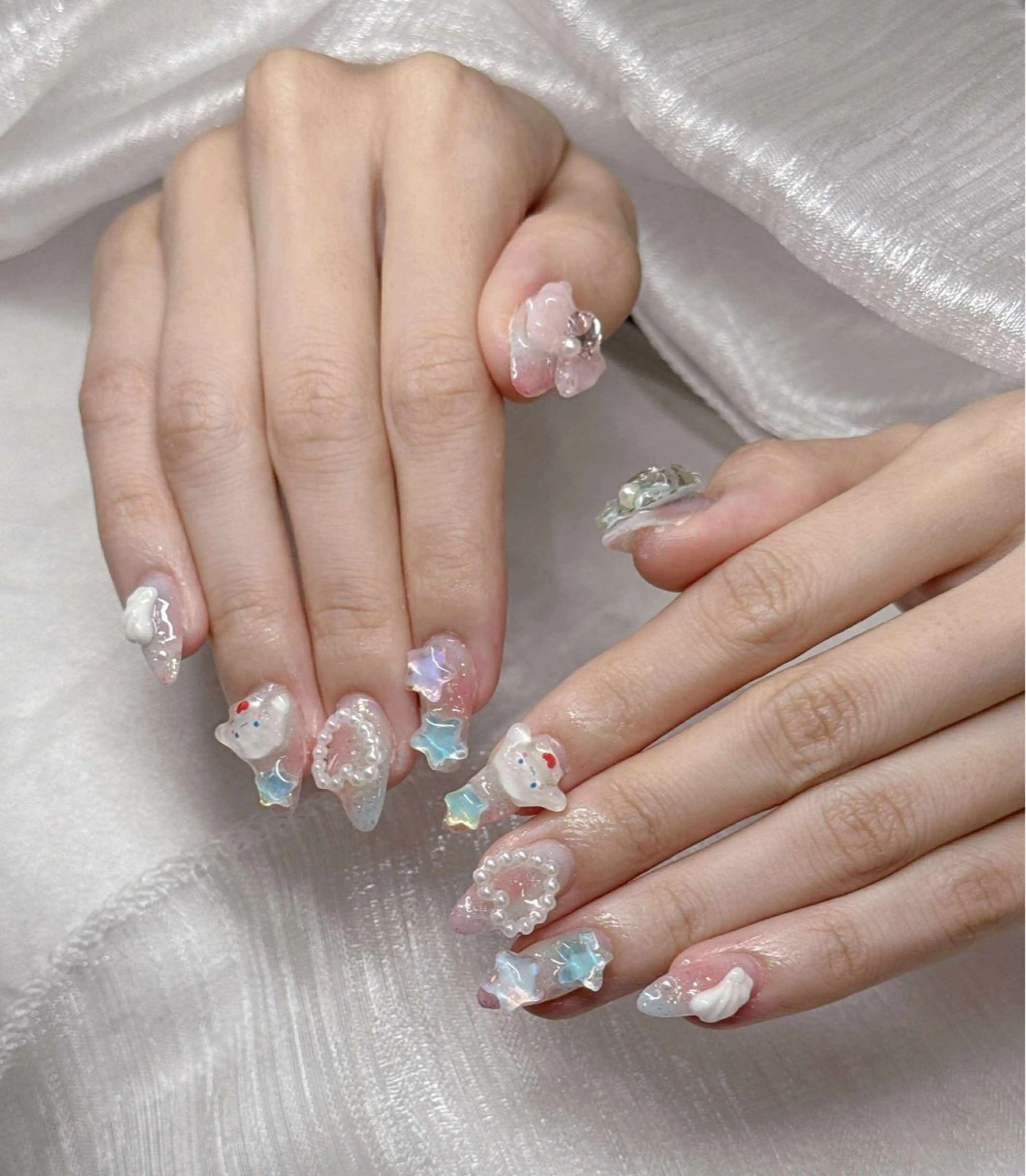 ネイル 長さ出し グラデーション 卒業式 キラキラネイル マグネットネイル ハンドネイル Lee Nailsのネイルデザイン