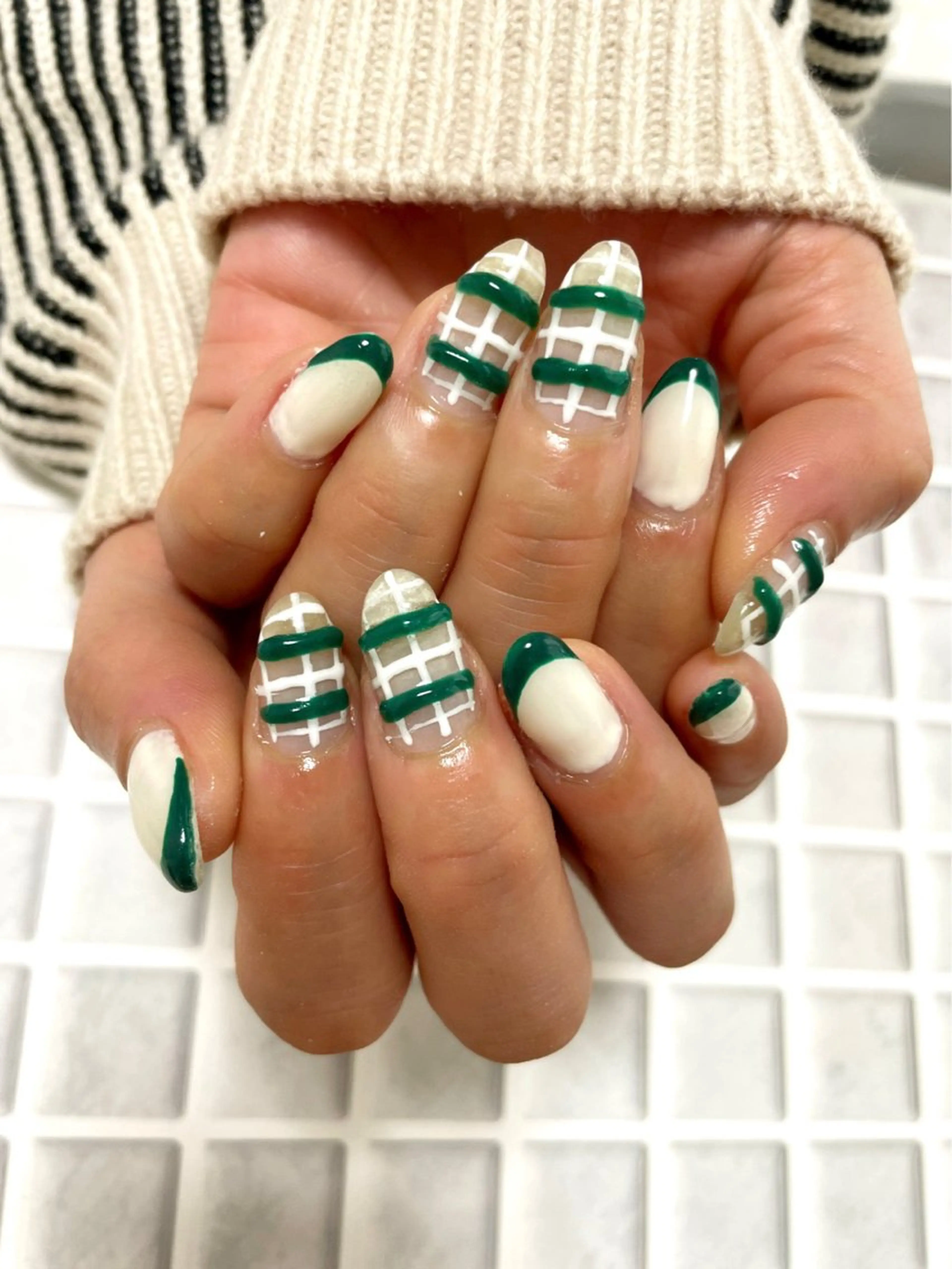 ネイル グリーン 持ち込み nailroom.. shikiのネイルデザイン