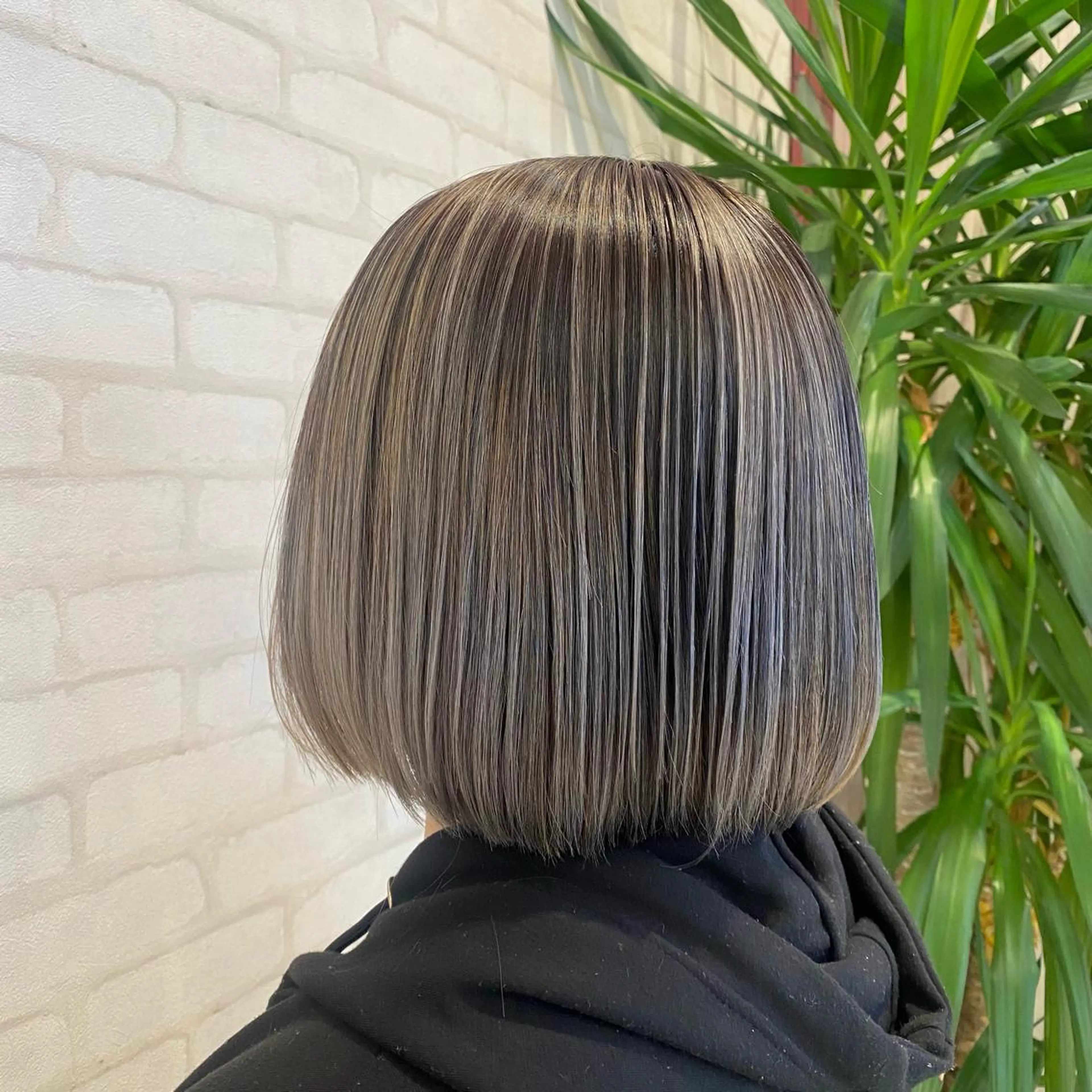 ショート カラー カット ヘアカラー トリートメント ノンダメージサロンBonheur銀座並木通り店所属・ULTOWA/銀座 ERIのヘアスタイル