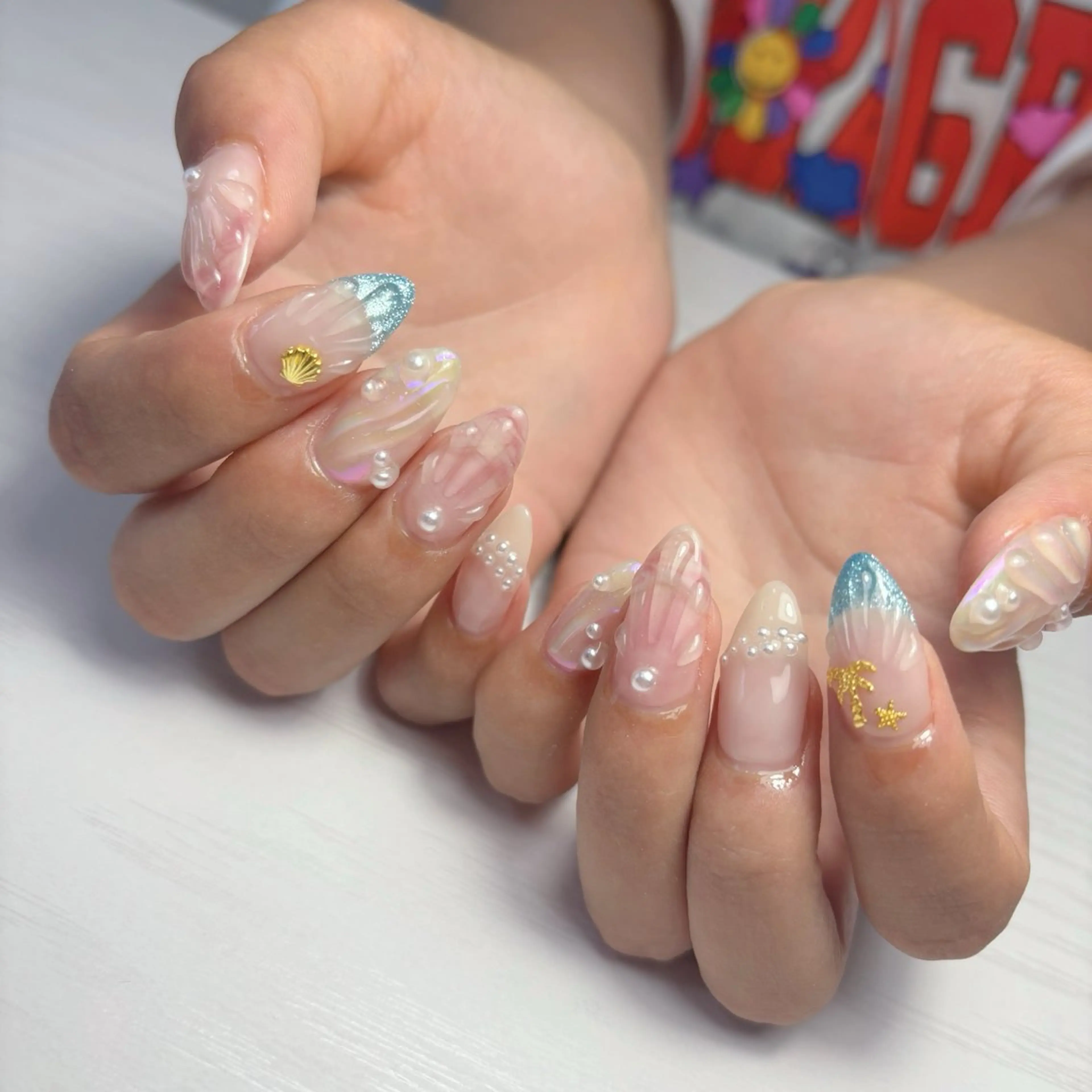 ネイル ハンドネイル STELLA ✩のネイルデザイン