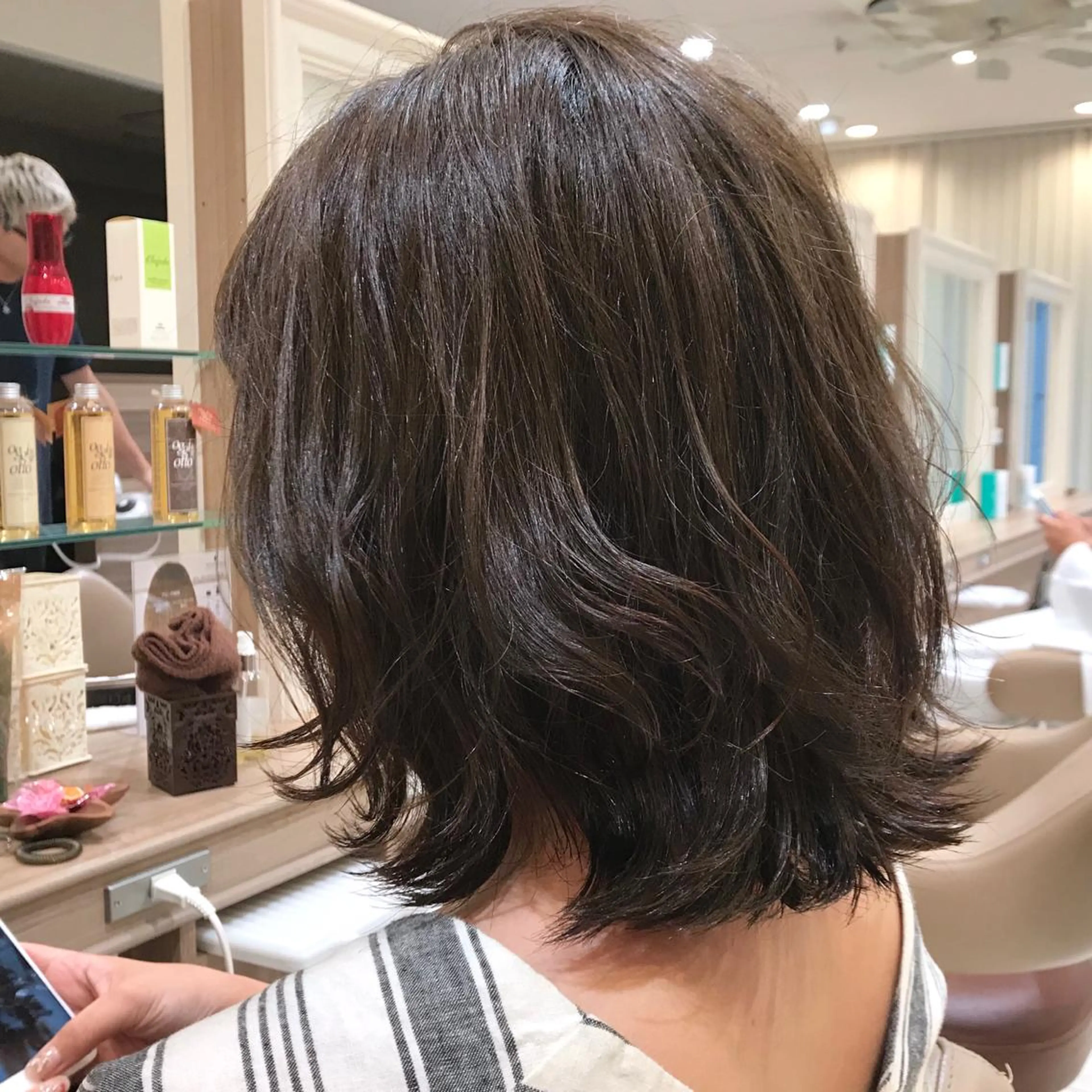 ショート カラー グレージュ ウエモト タク ショート/レイヤーのヘアスタイル