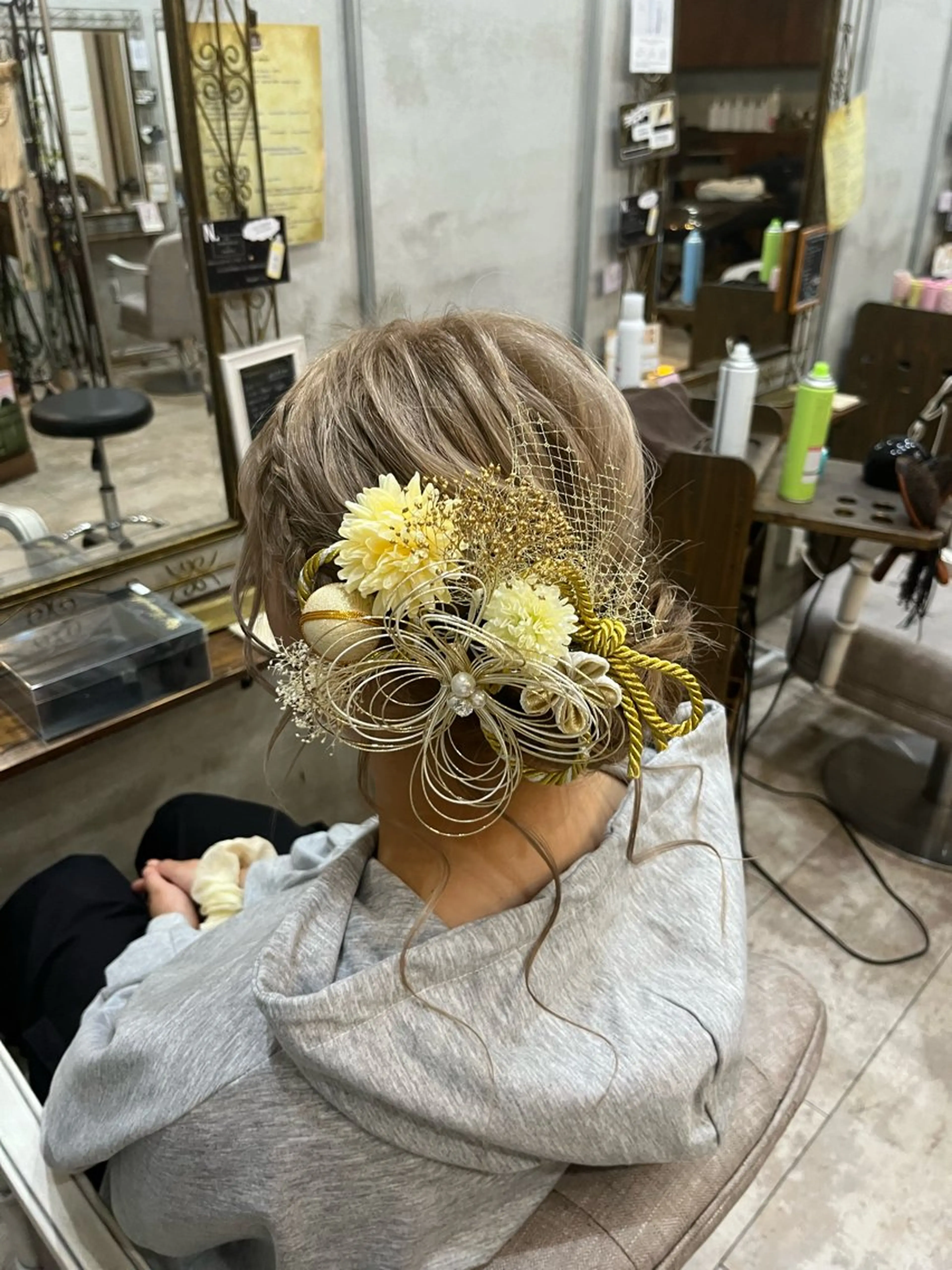 ヘアアレンジ ヘアセット 艶髪/ハイトーン/ ヘアセット/モエノのヘアスタイル