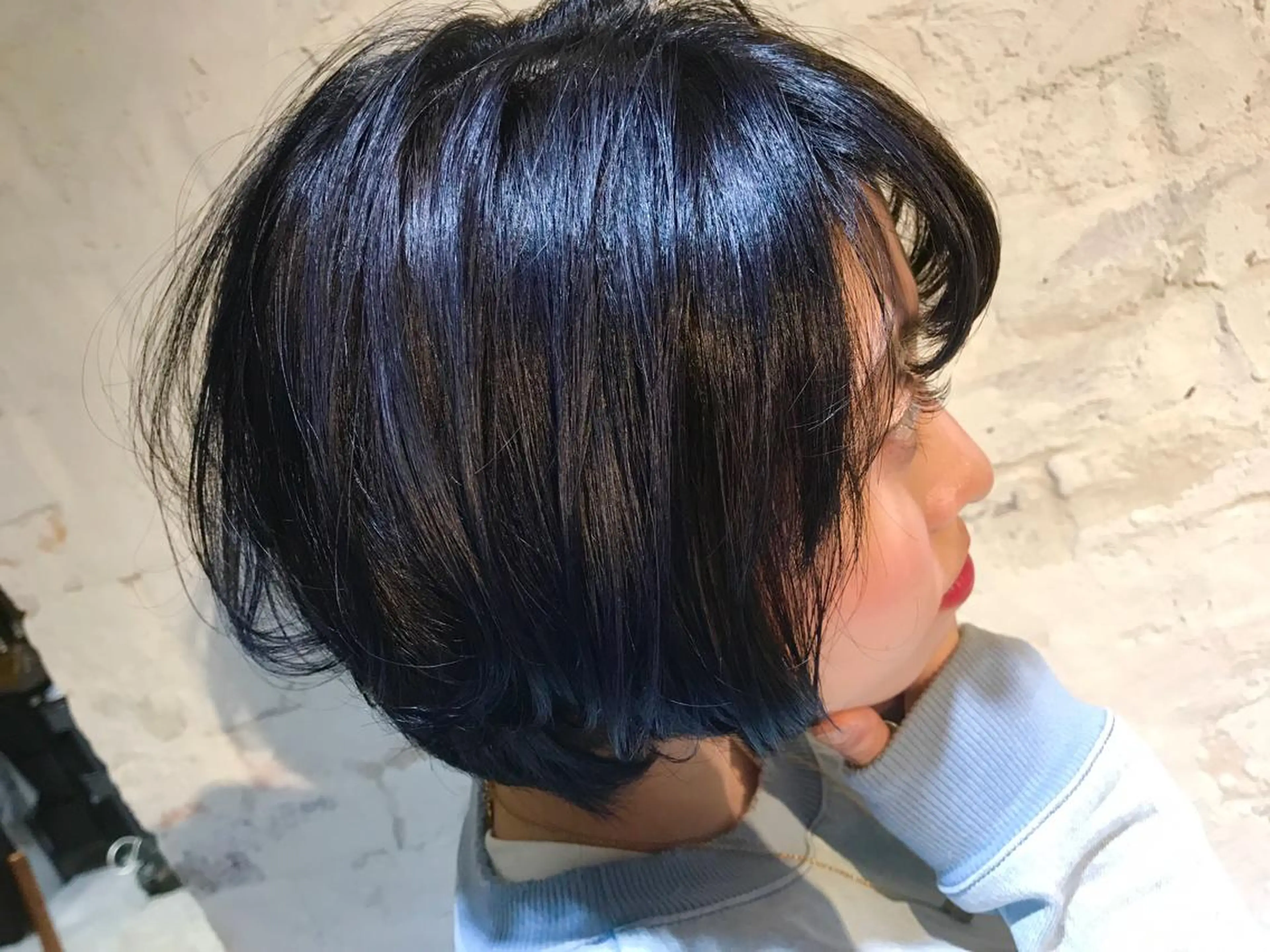 カラー ブルーカラー 再現度&髪質改善 LISAのヘアスタイル