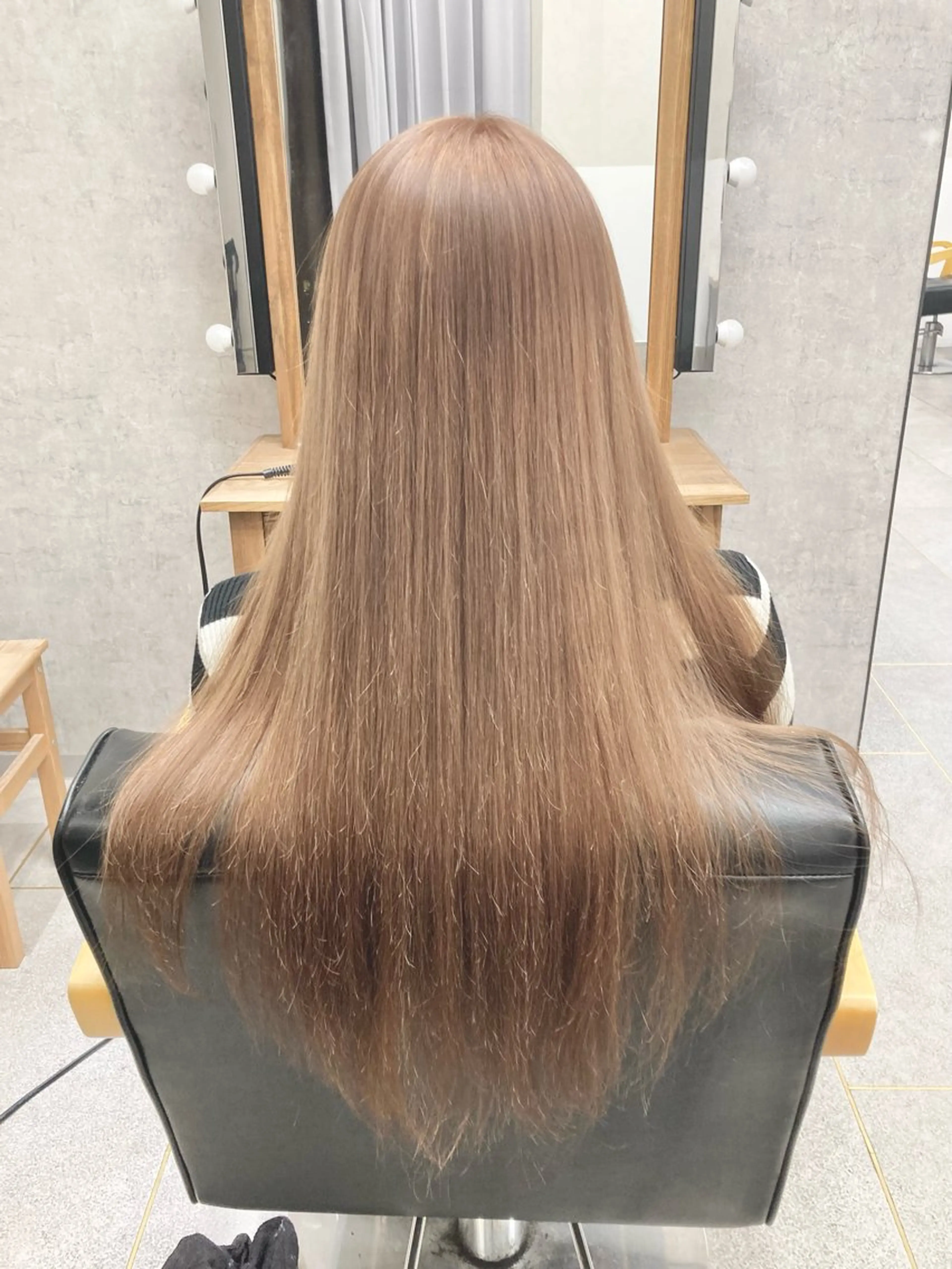 ロング カラー ヘアカラー トリートメント たつや/ハイトーン/ バレイヤージュのヘアスタイル