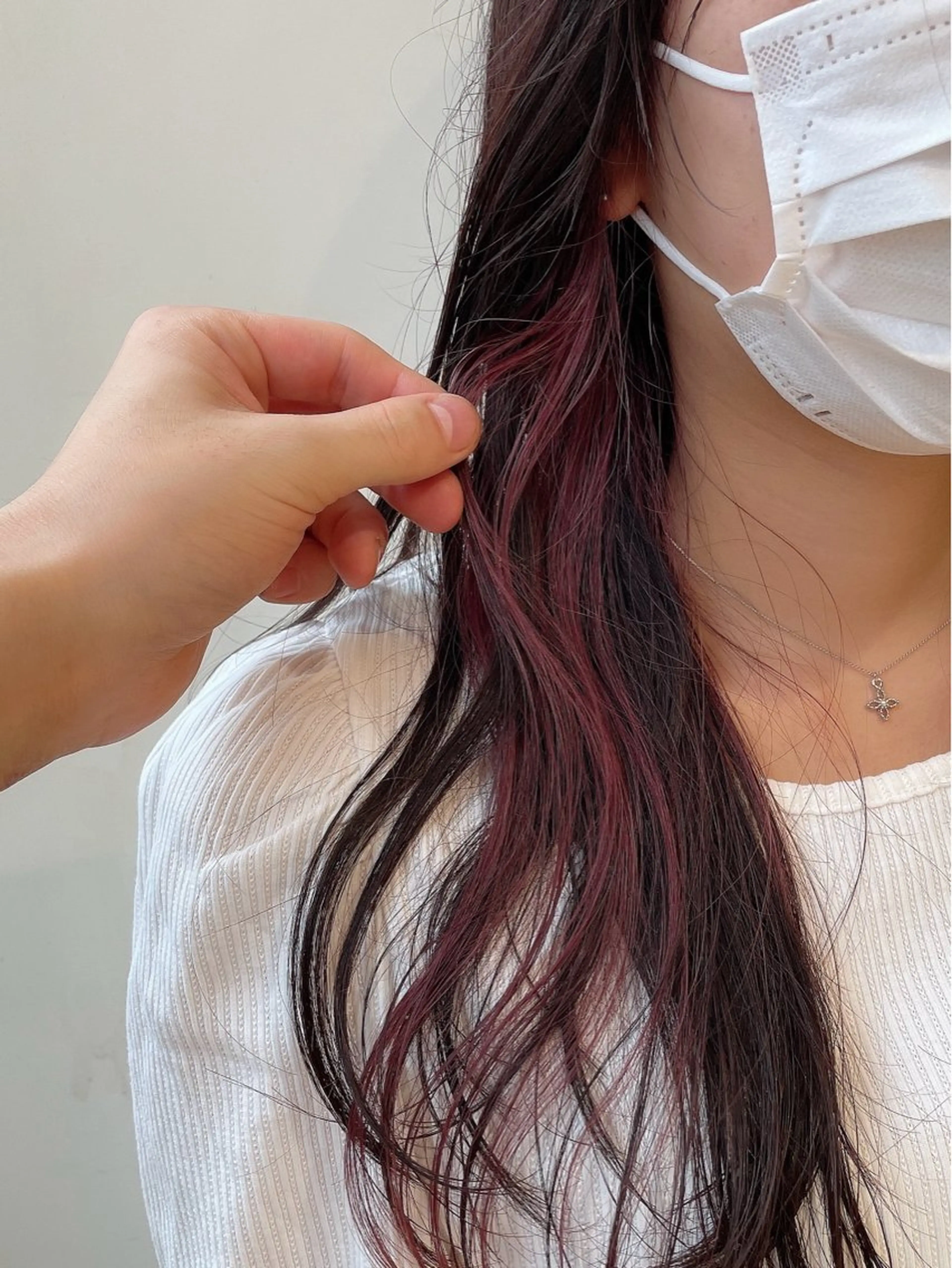 ロング カラー 藤井 ヒナのヘアスタイル