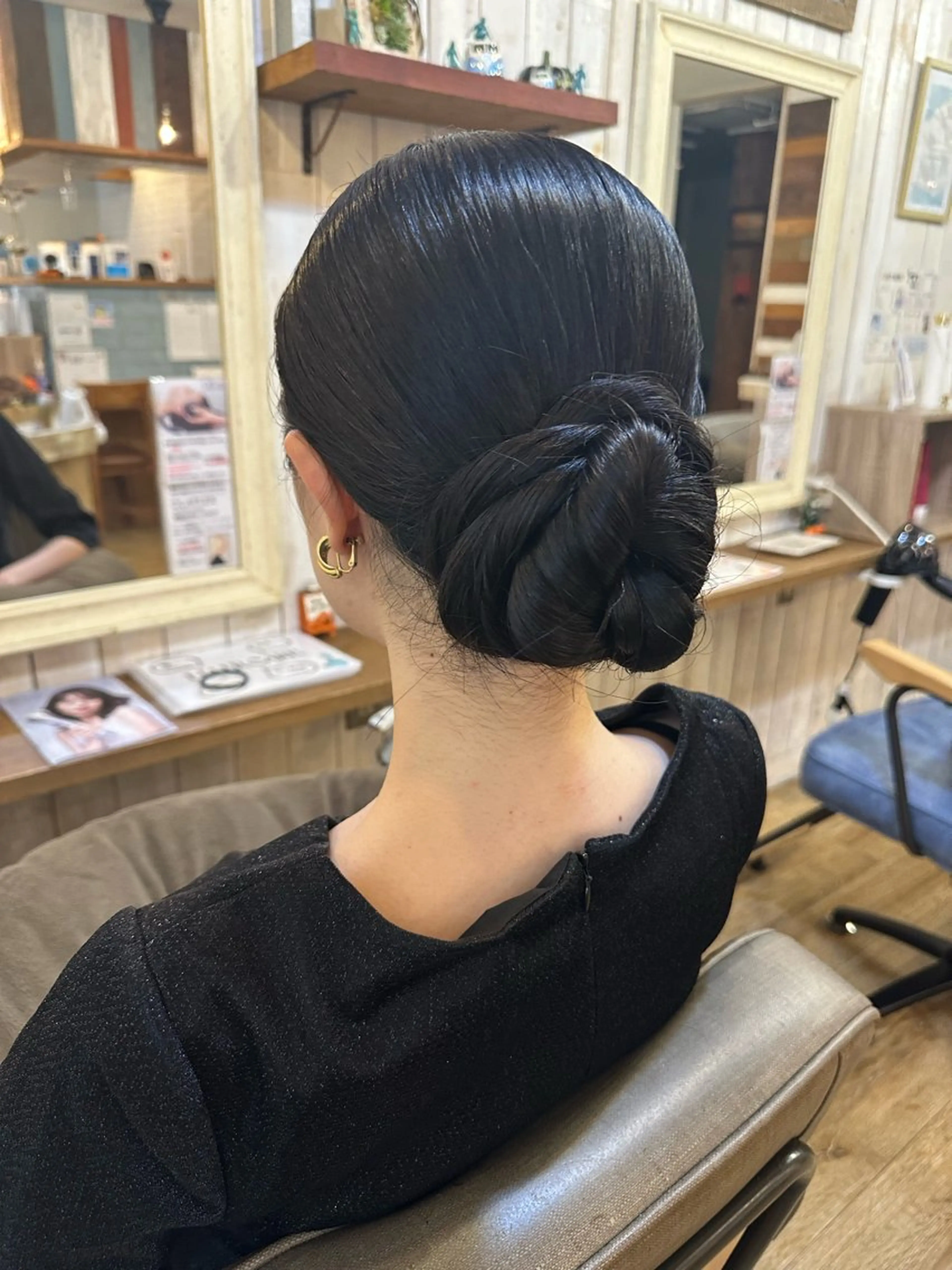 ロング カット ヘアカラー トリートメント 髪質改善/艶髪/ 透明感カラー/サラのヘアスタイル