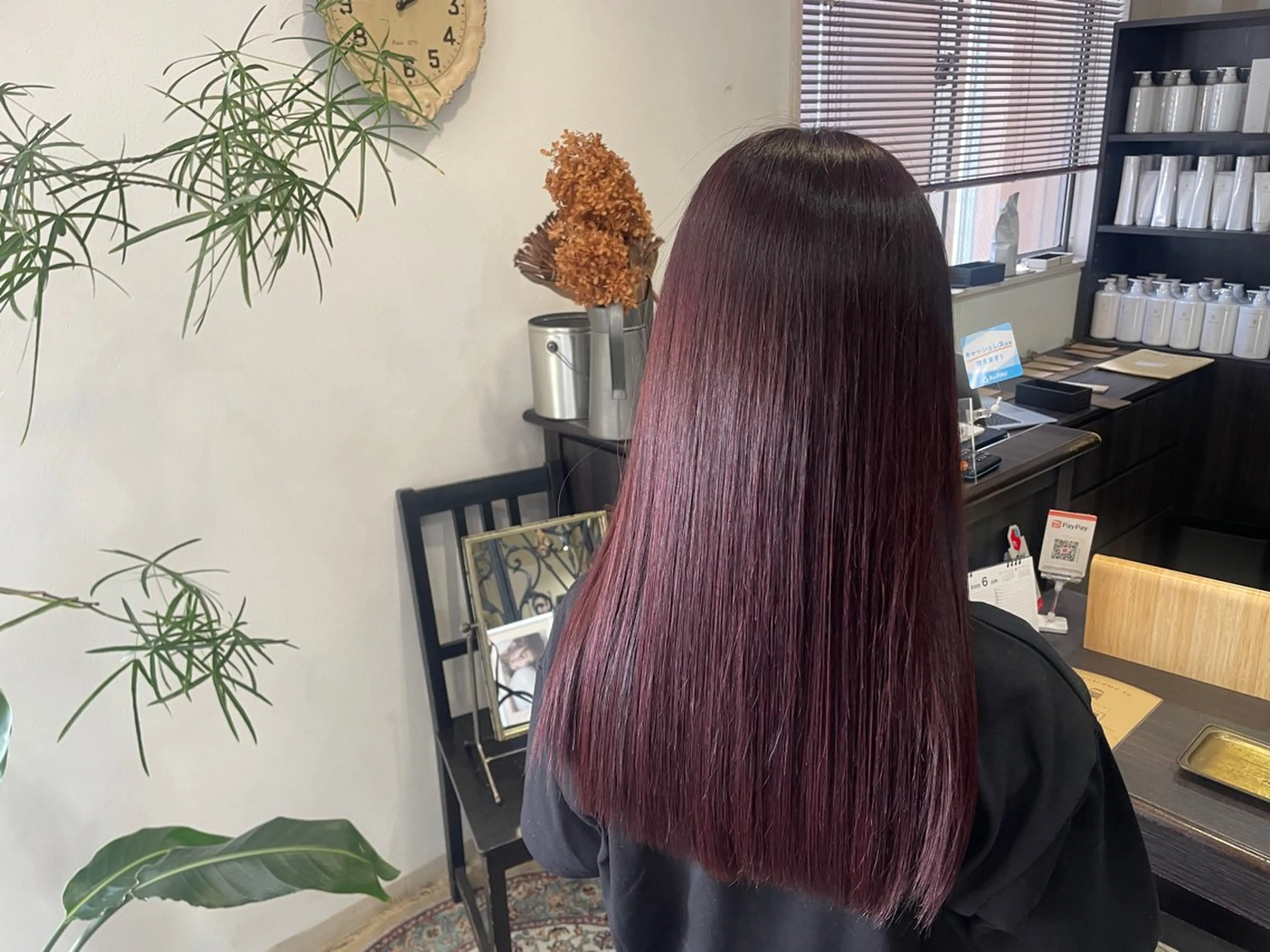 カラー ピンクカラー バイオレットカラー ヘアカラー トリートメント 小野 絢未のヘアスタイル