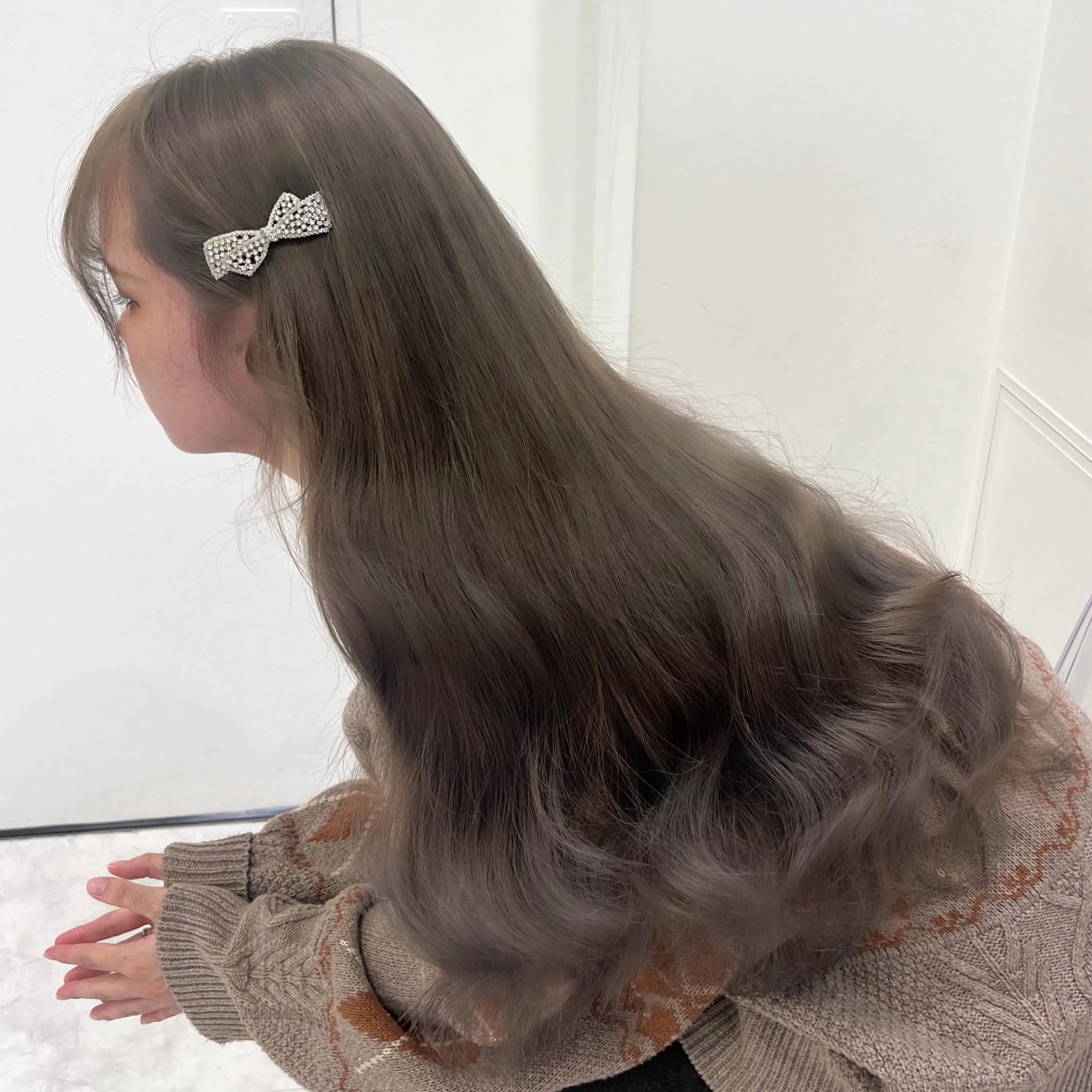 ロング カラー ヘアカラー トリートメント ヘッドスパ ヘアセット 🫧うる艶トレンド 🫧透明感カラーのヘアスタイル