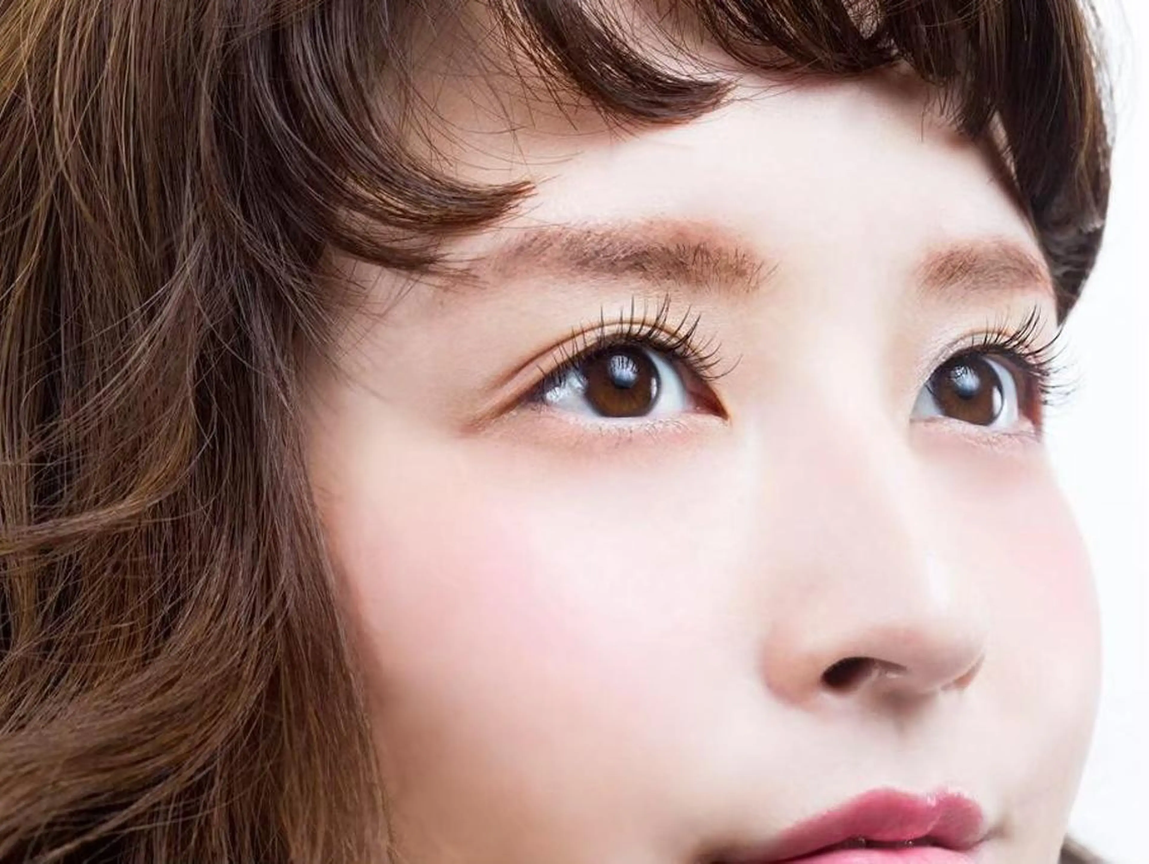 マツエク・マツパ 山川 玲奈のヘアスタイル