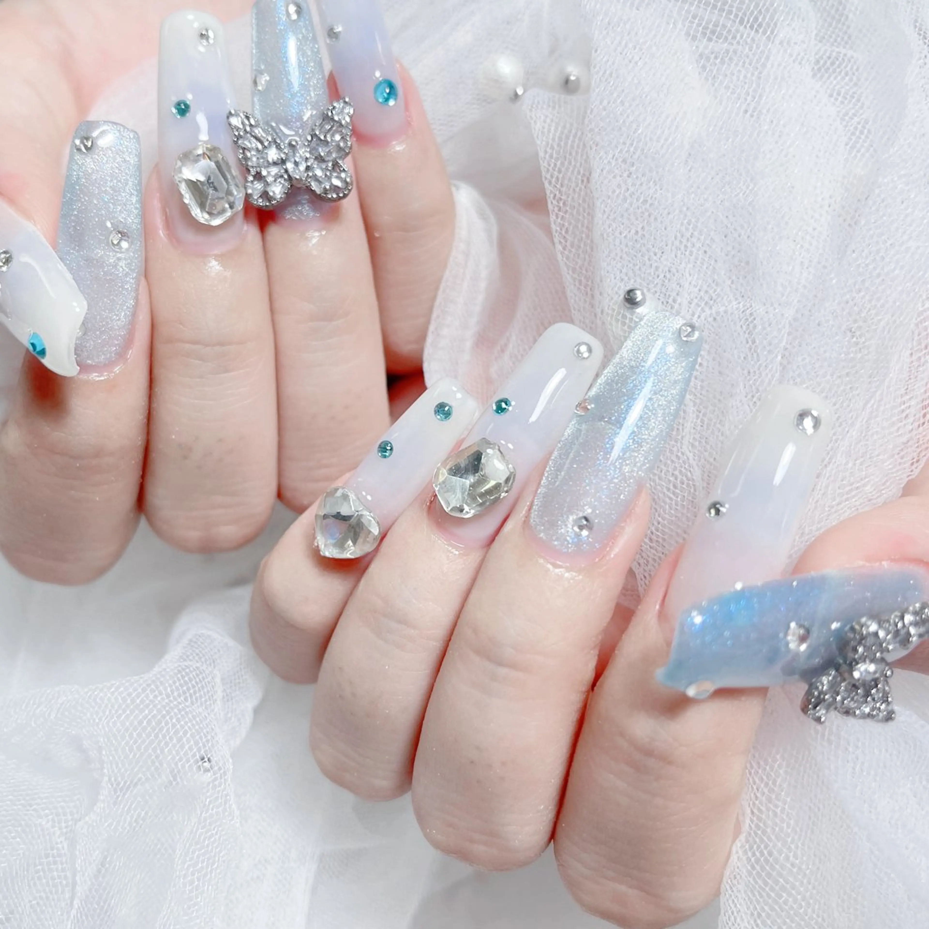 ネイル ハンドネイル 🎀ネイルサロン エクラYUI🎀のネイルデザイン