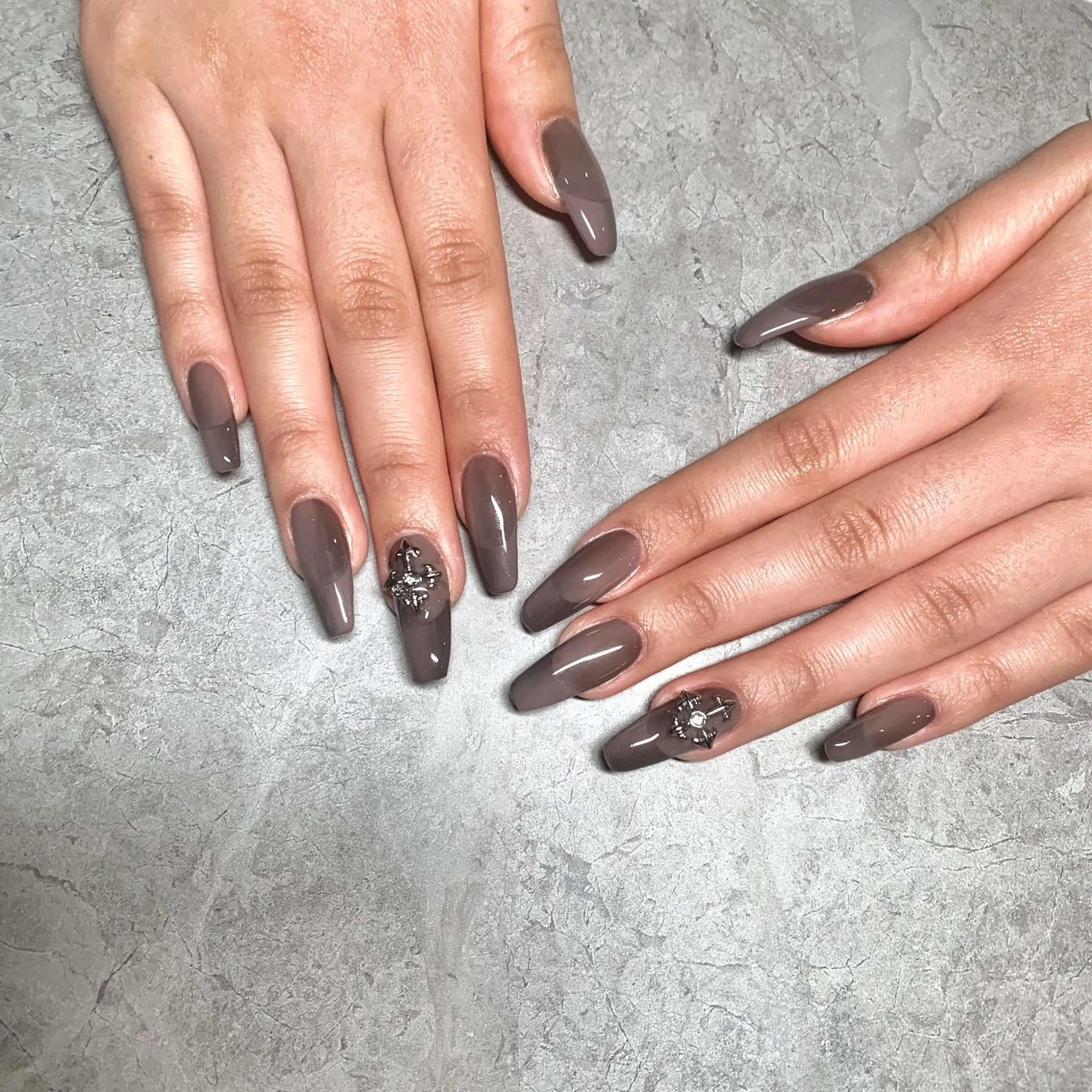 ネイル ブラウン フレンチネイル グラデーション オンブレフレンチ ハンドネイル Nail Salon Lillion【リリオン】所属・lillion karenのネイルデザイン