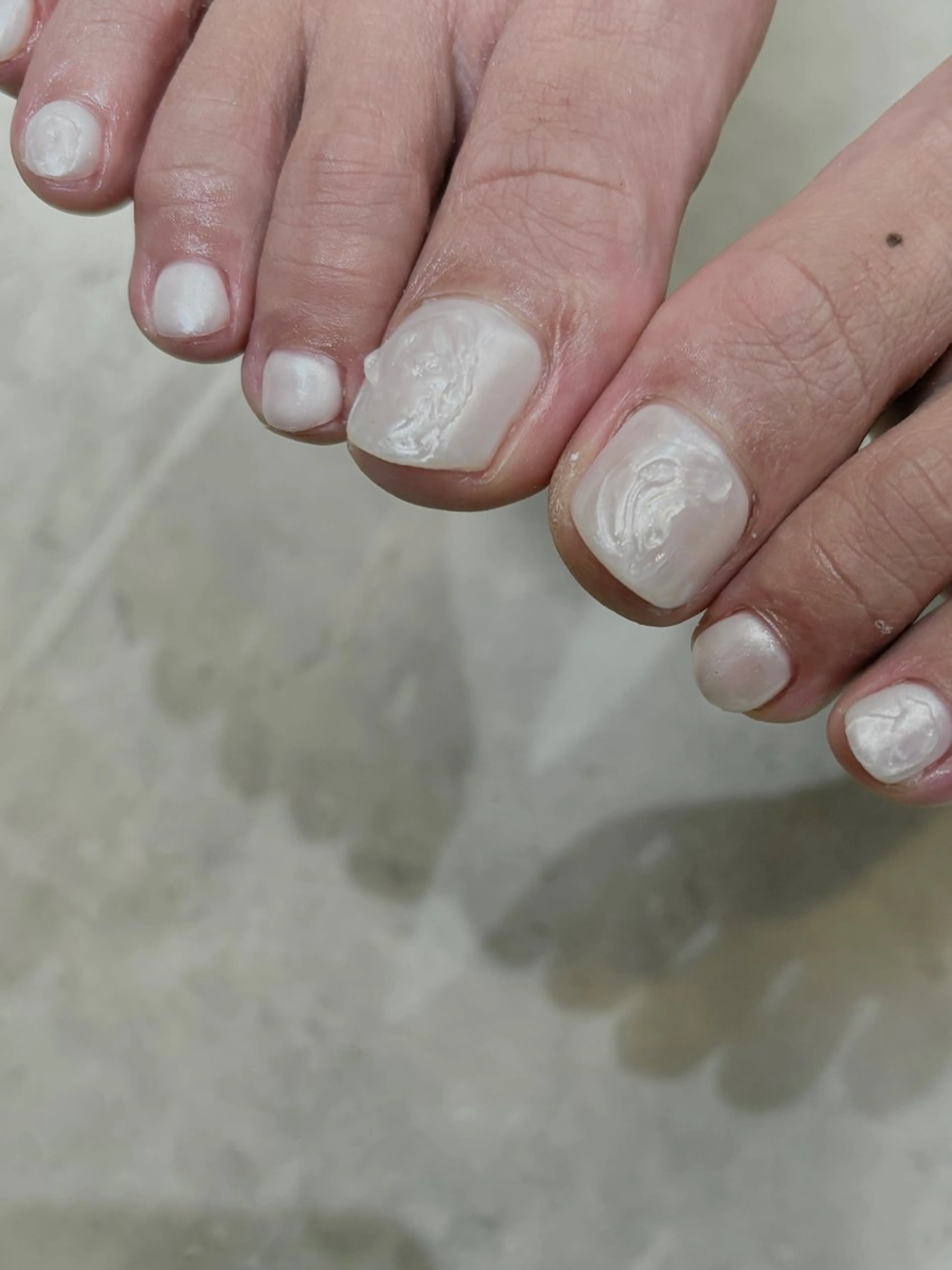 ネイル オーロラネイル フットネイル ニュアンスネイル シンプルネイル 夏ネイル フットネイル acs.n所属・ネイル，耳つぼ 風間すみれのその他イメージ
