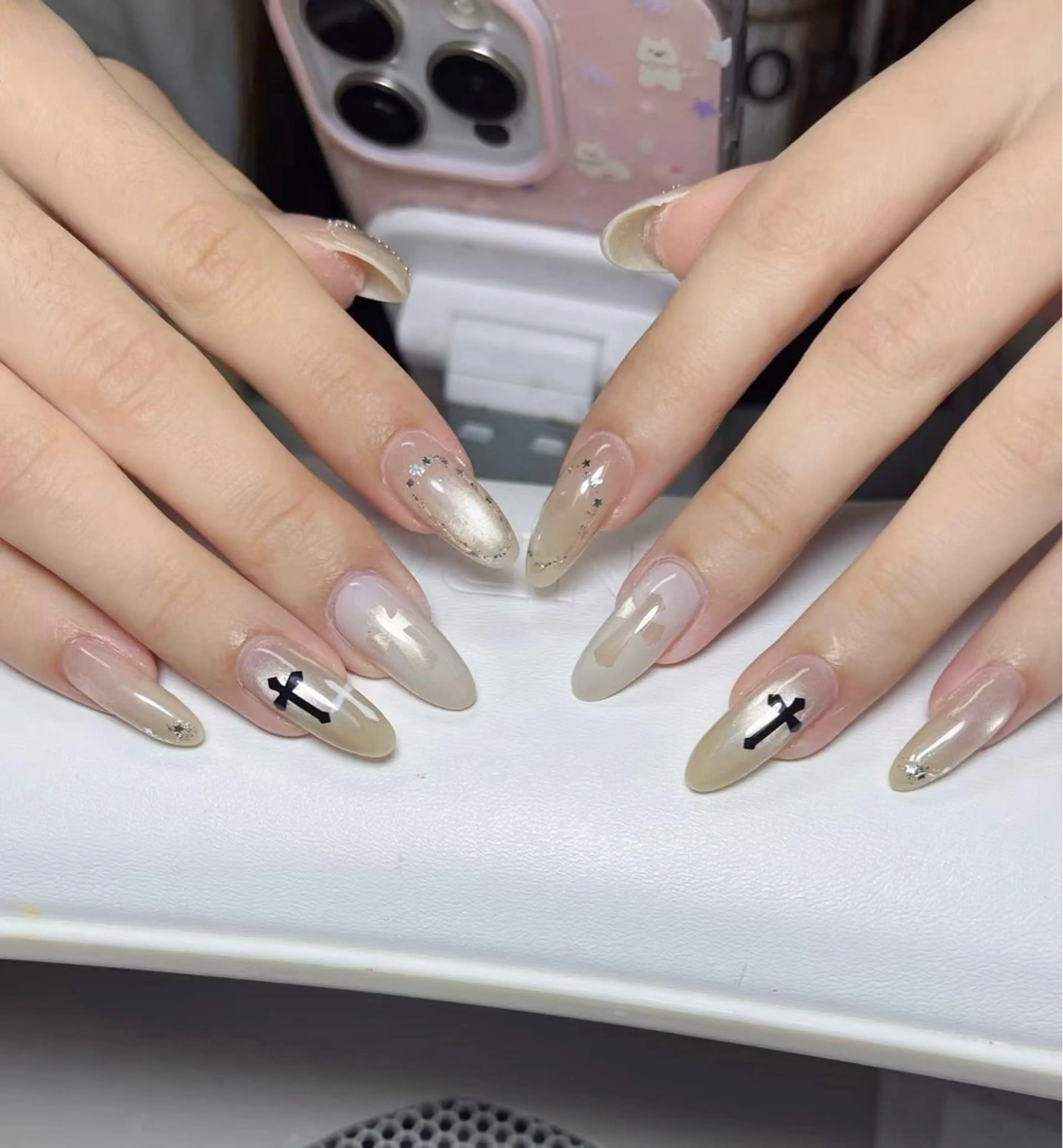 ネイル ハンドネイル T. Leeのネイルデザイン