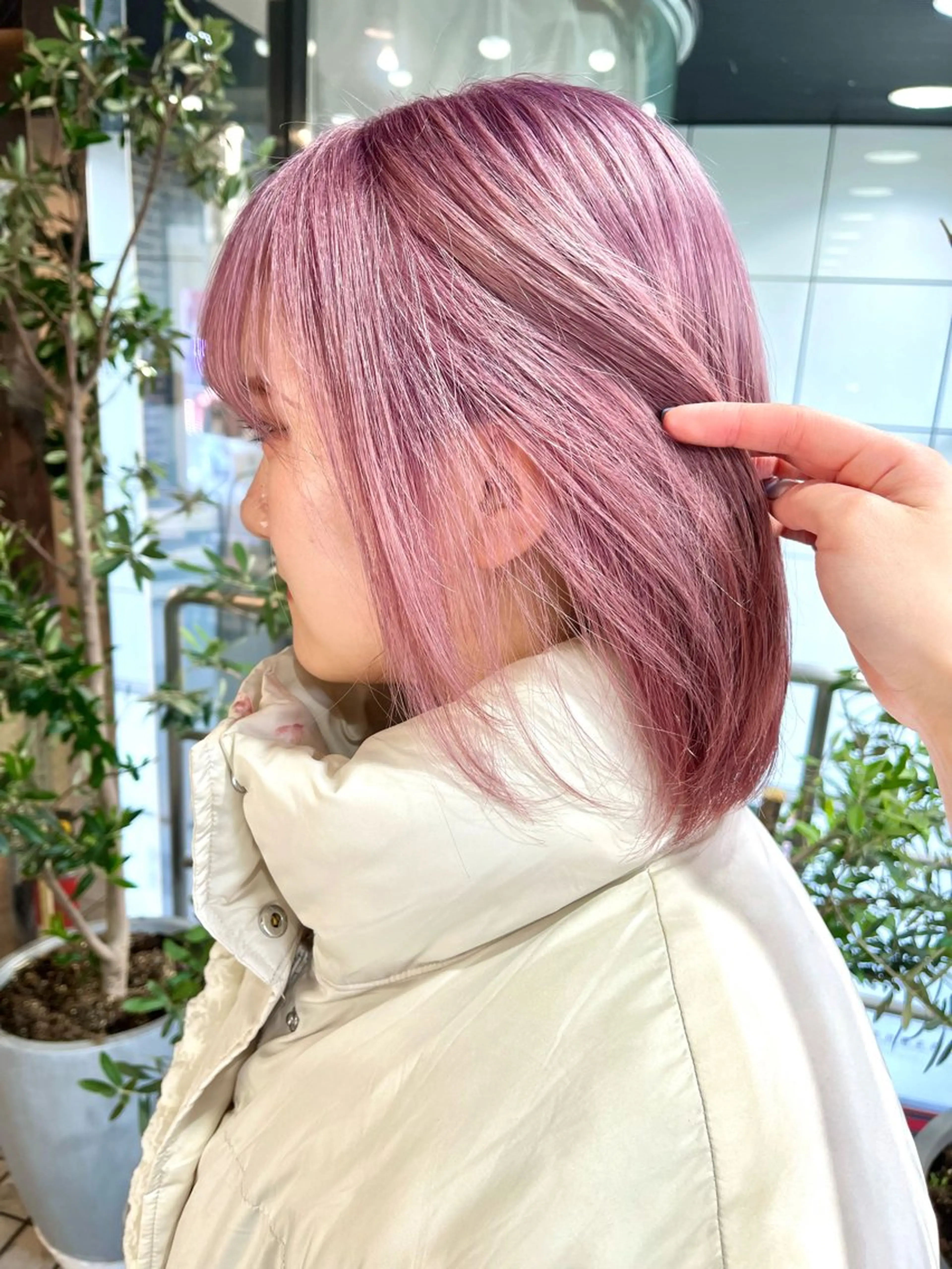 ショート カラー ベージュカラー ブリーチ ケアブリーチ ダブルカラー イヤリングカラー ヘアカラー トリートメント 透明感カラー こだわりカットあさみのヘアスタイル