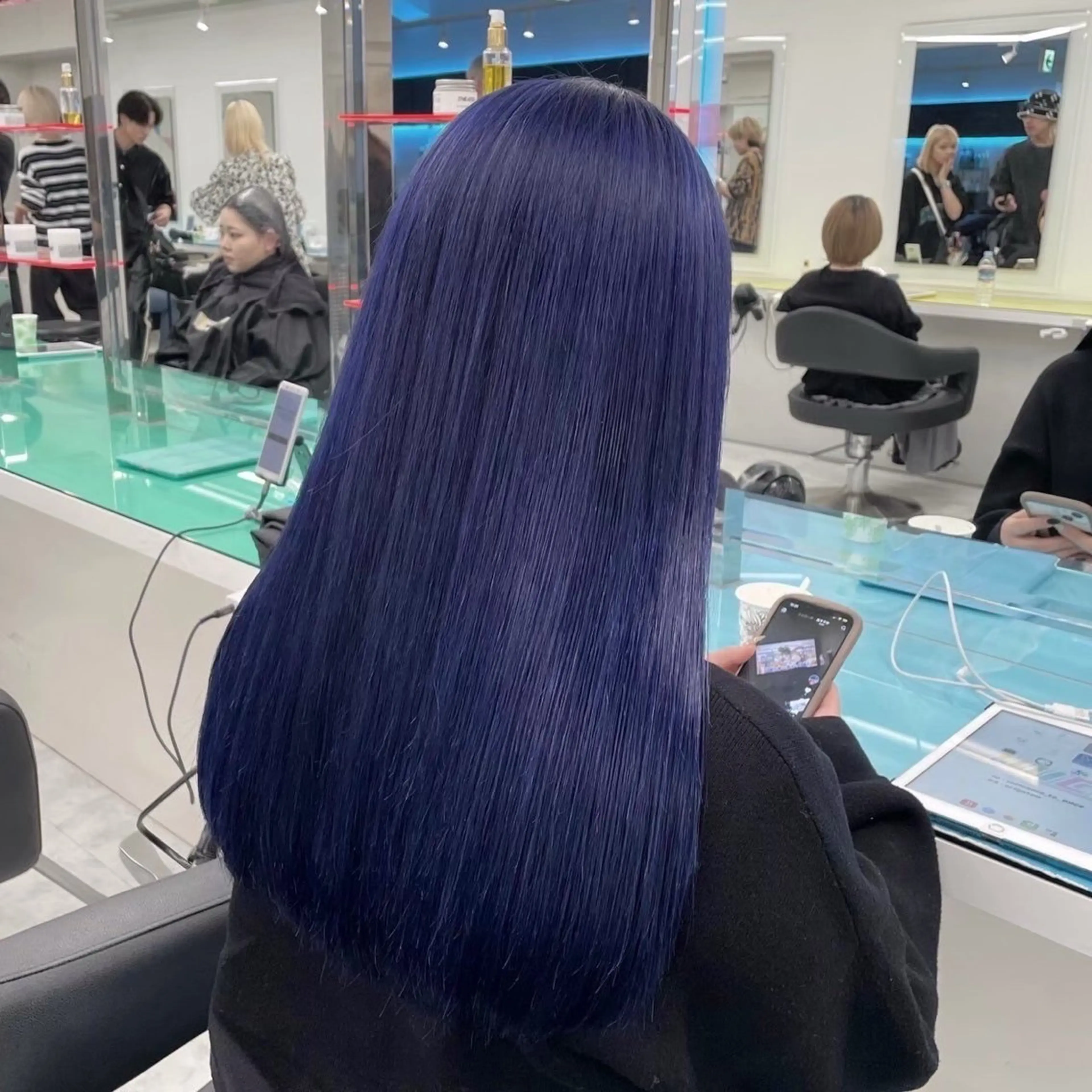 ロング カラー 韓国暗髪🩶レイヤー 🩶hayatoのヘアスタイル