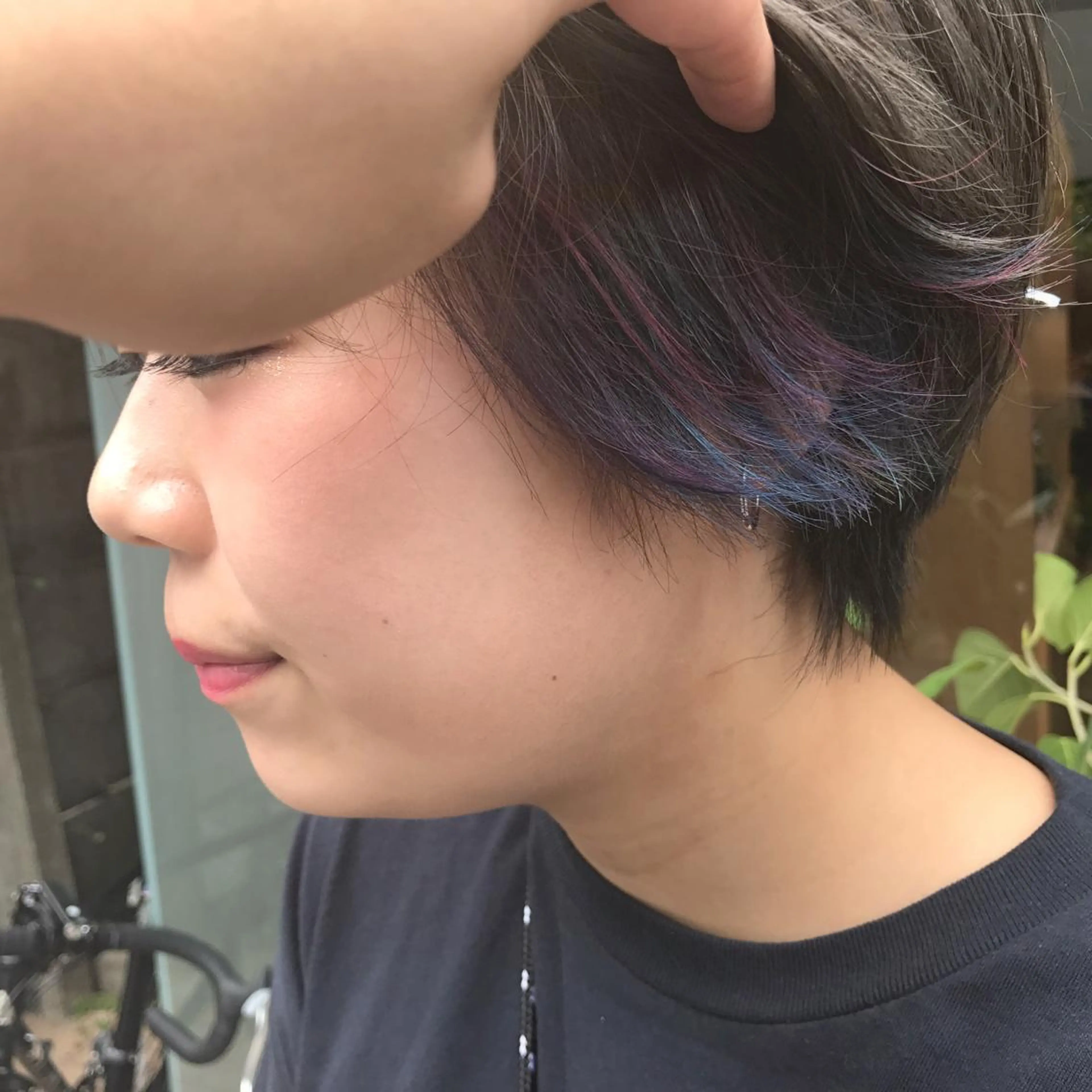 ショート カラー デザインカラー インナーカラー ヘアカラー トリートメント ショートカット🍃 岡元瑞貴のヘアスタイル